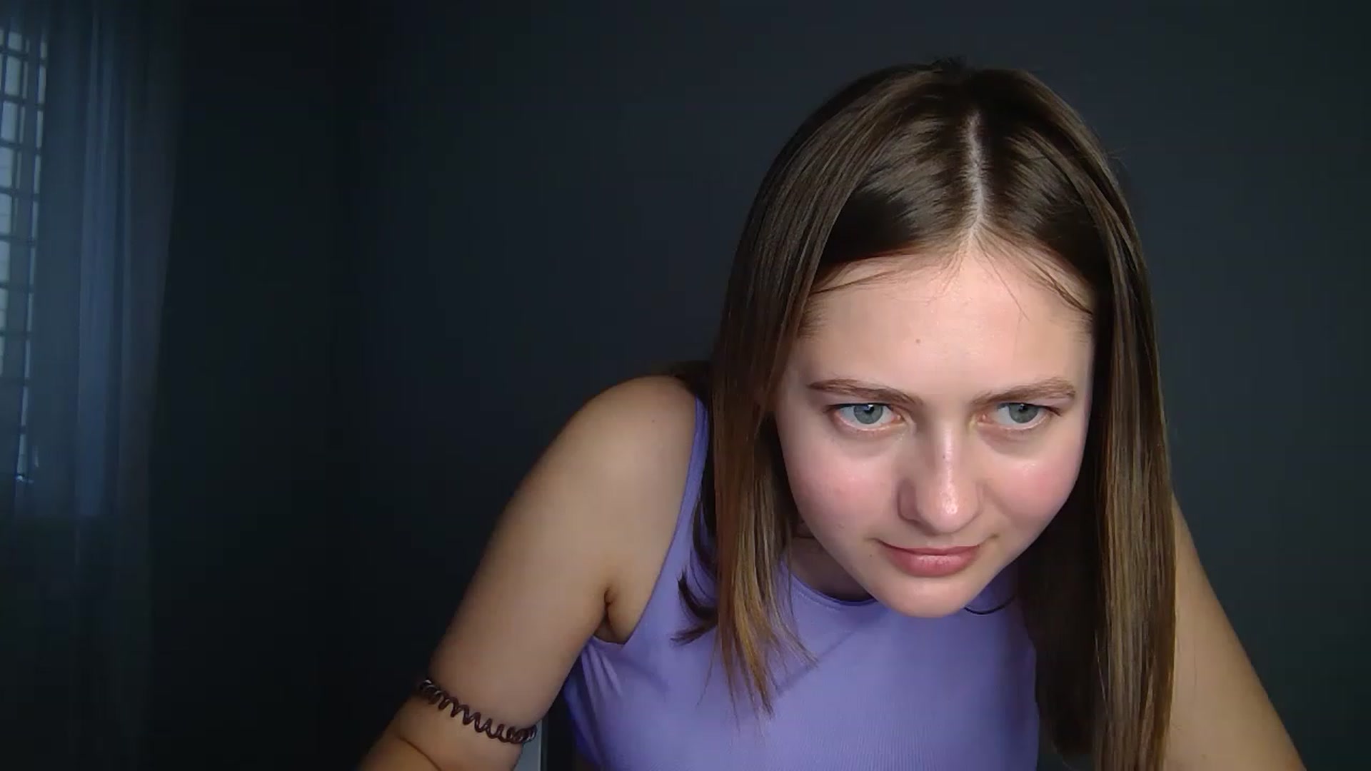 Gallery image thumbnail from Little_Rosee's myfreecams stream on, 04/24/2023, 10:16 image 2 of 20