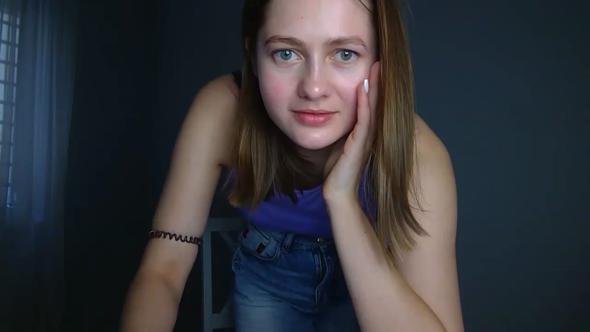 Gallery image thumbnail from Little_Rosee's myfreecams stream on, 04/24/2023, 10:16 image 5 of 20