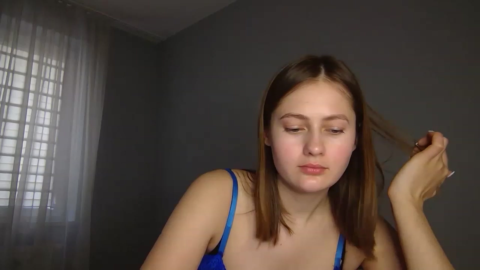 Gallery image thumbnail from Little_Rosee's myfreecams stream on, 04/24/2023, 13:14 image 2 of 20