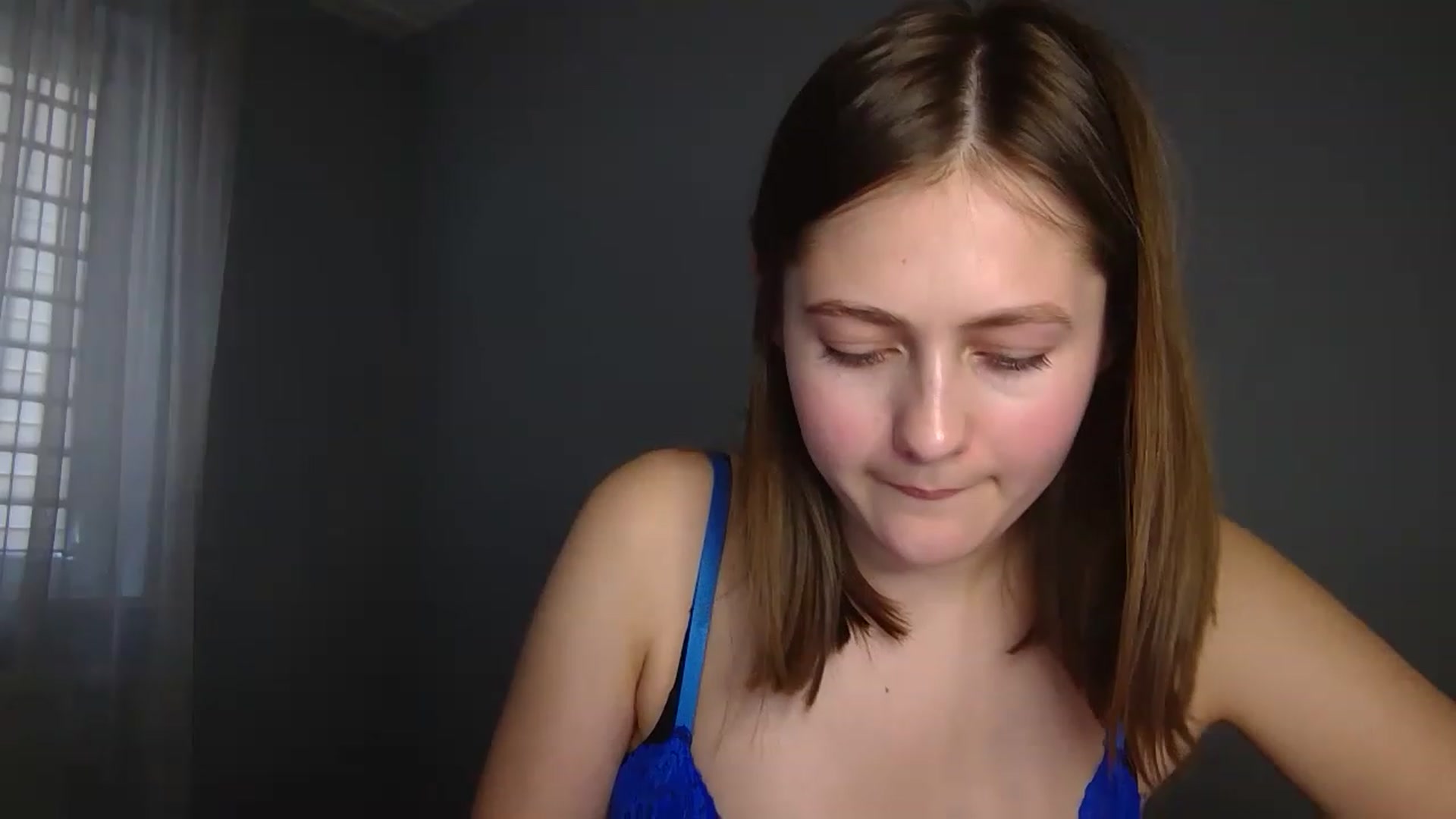 Gallery image thumbnail from Little_Rosee's myfreecams stream on, 04/24/2023, 13:14 image 6 of 20