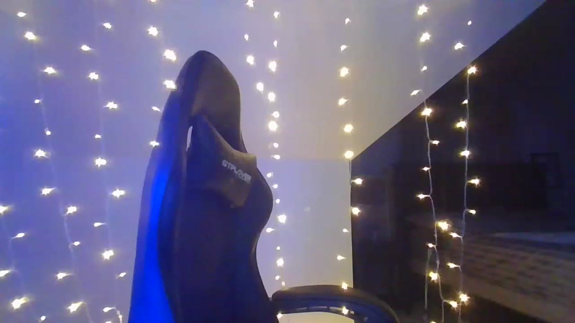 Gallery image thumbnail from Little_babe's myfreecams stream on, 01/28/2023, 13:18 image 6 of 20