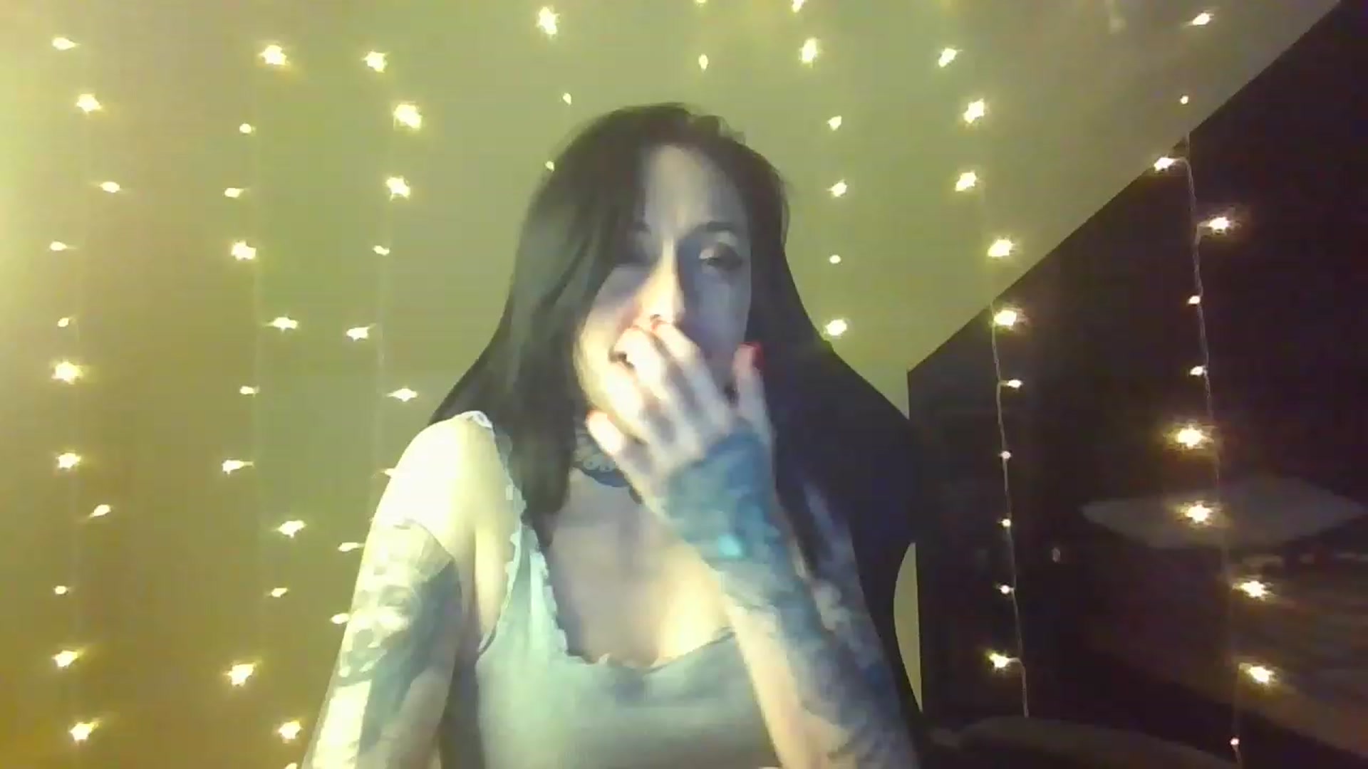 Gallery image thumbnail from Little_babe's myfreecams stream on, 02/12/2023, 04:12 image 9 of 20