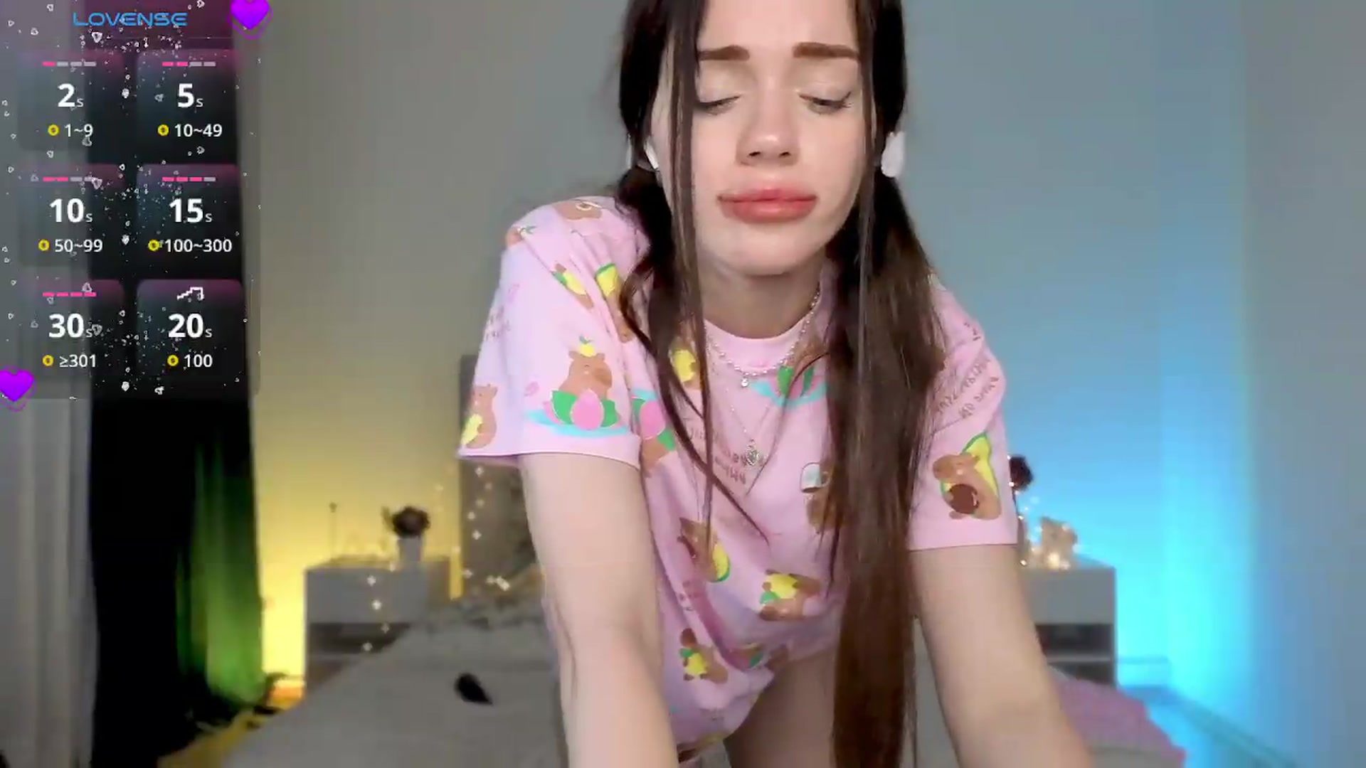 Gallery image thumbnail from Little_cuti1e's myfreecams stream on, 06/23/2026, 13:05 image 14 of 20