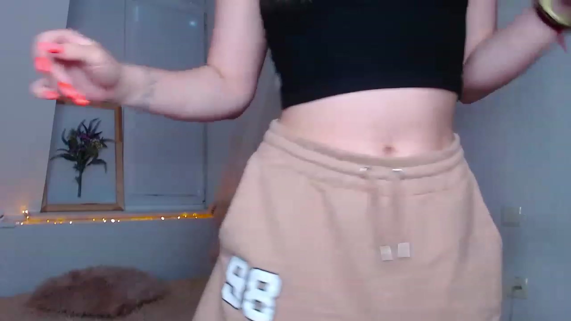 Gallery image thumbnail from Little_k1ttyy's myfreecams stream on, 06/03/2023, 15:05 image 12 of 20