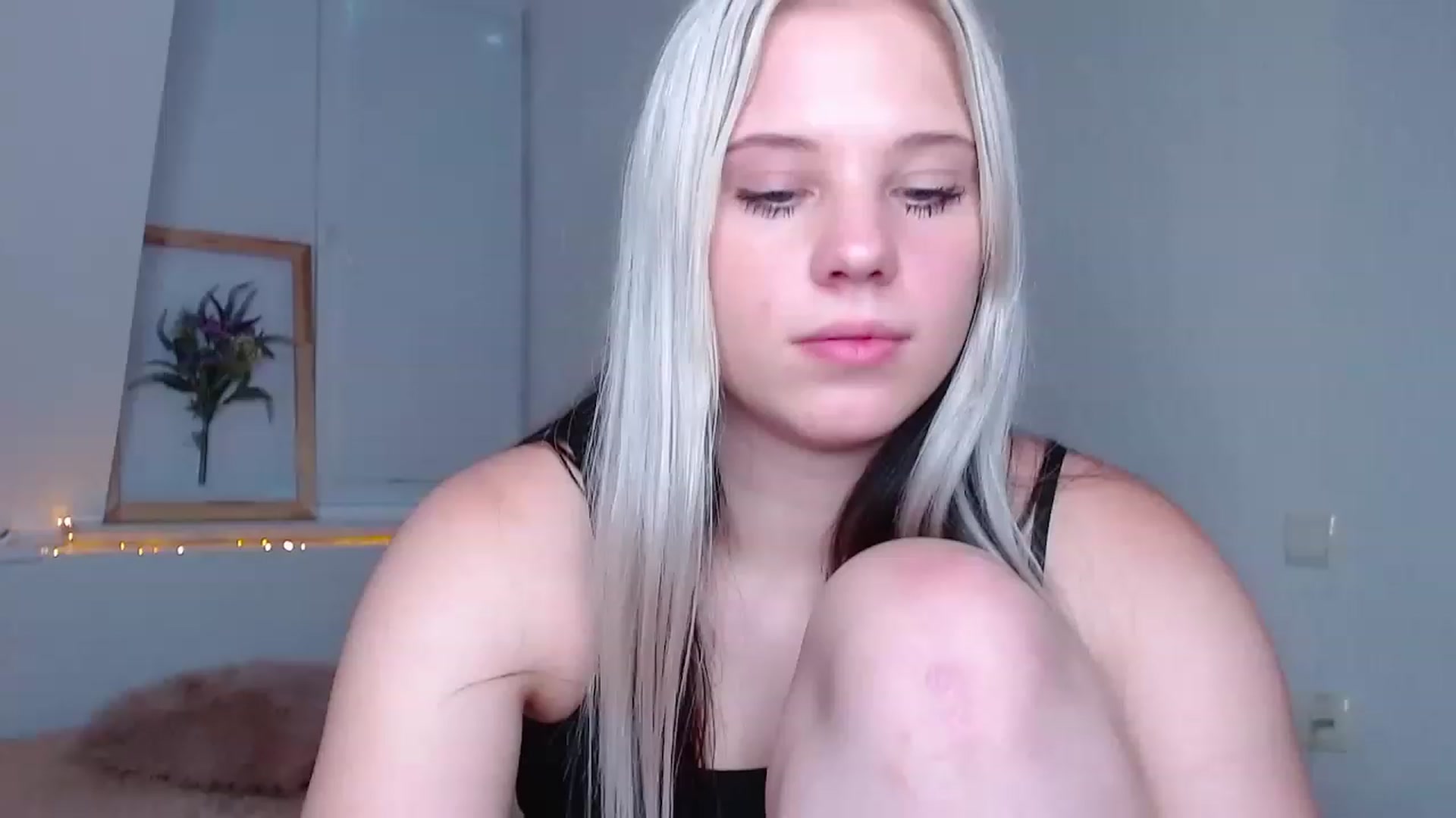 Gallery image thumbnail from Little_k1ttyy's myfreecams stream on, 06/03/2023, 15:05 image 20 of 20
