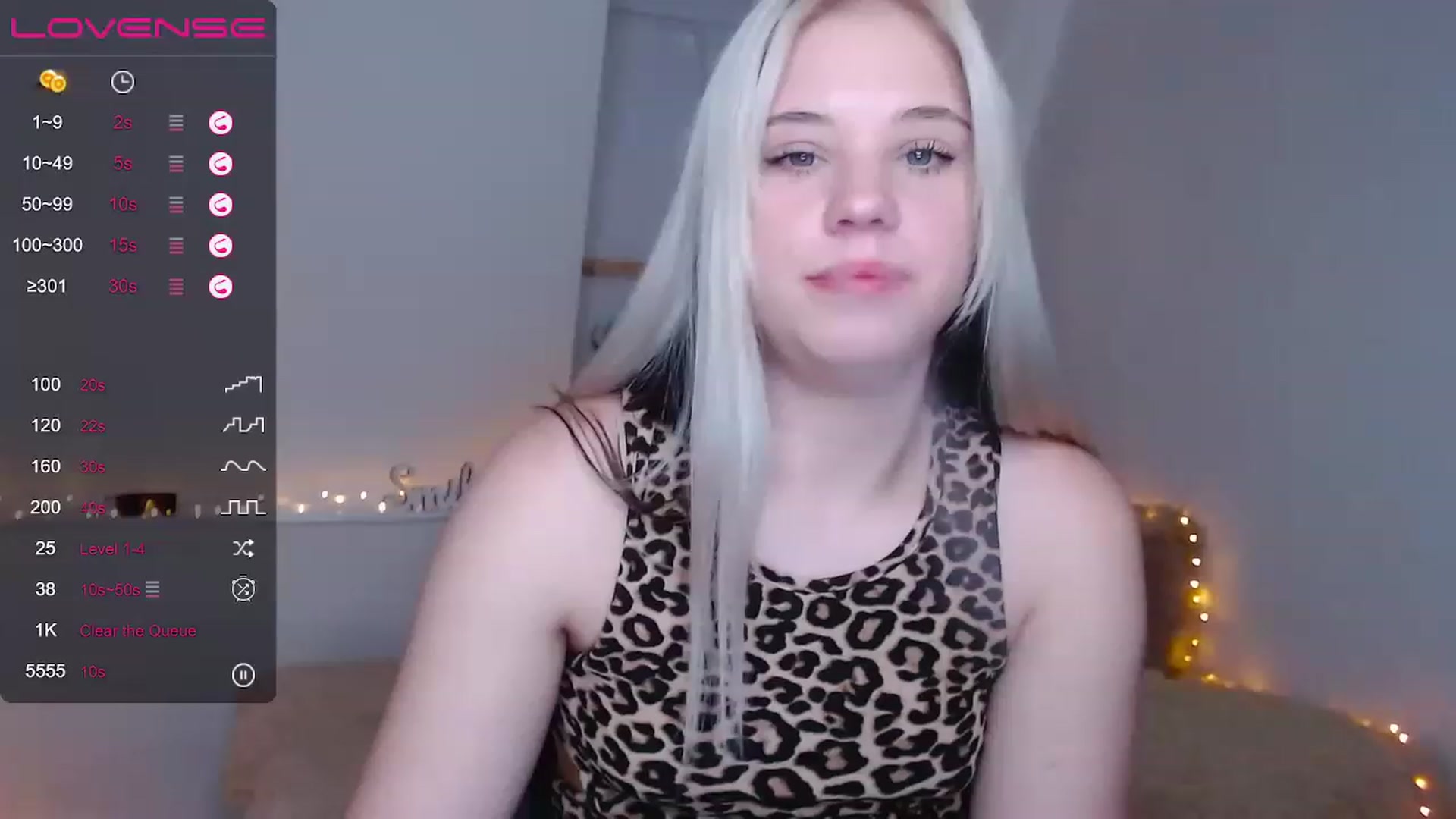Gallery image thumbnail from Little_k1ttyy's myfreecams stream on, 06/06/2023, 10:46 image 8 of 20