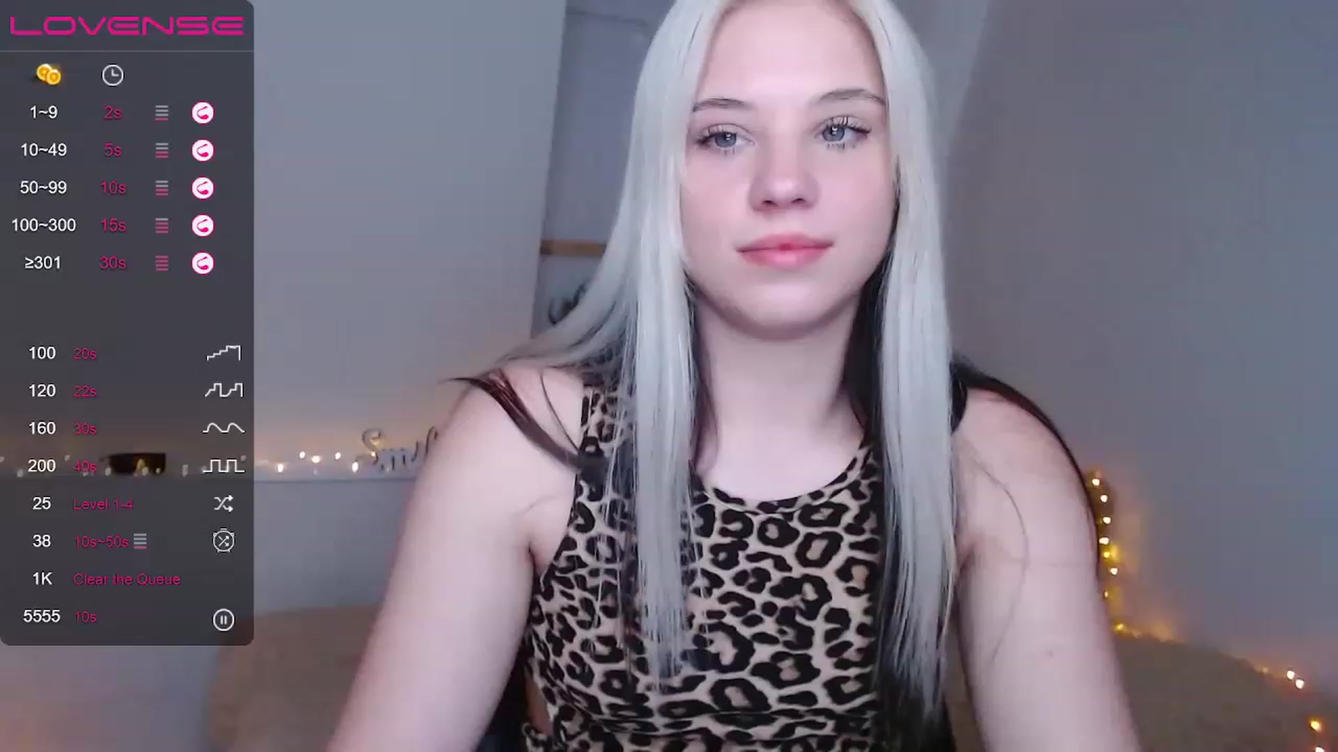 Gallery image thumbnail from Little_k1ttyy's myfreecams stream on, 06/06/2023, 10:46 image 4 of 20