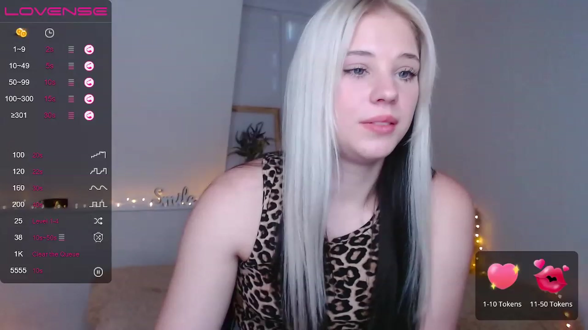 Gallery image thumbnail from Little_k1ttyy's myfreecams stream on, 06/06/2023, 10:46 image 14 of 20