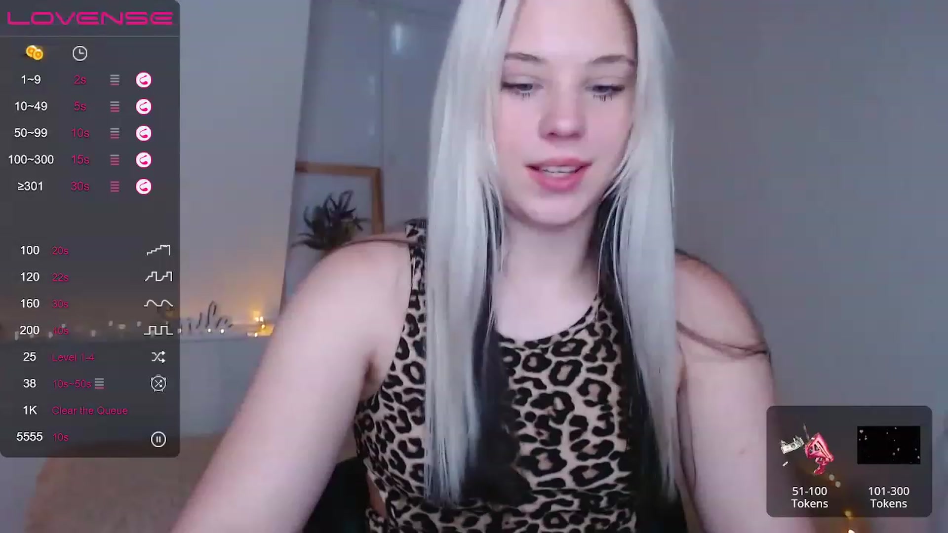 Gallery image thumbnail from Little_k1ttyy's myfreecams stream on, 06/06/2023, 12:41 image 4 of 20