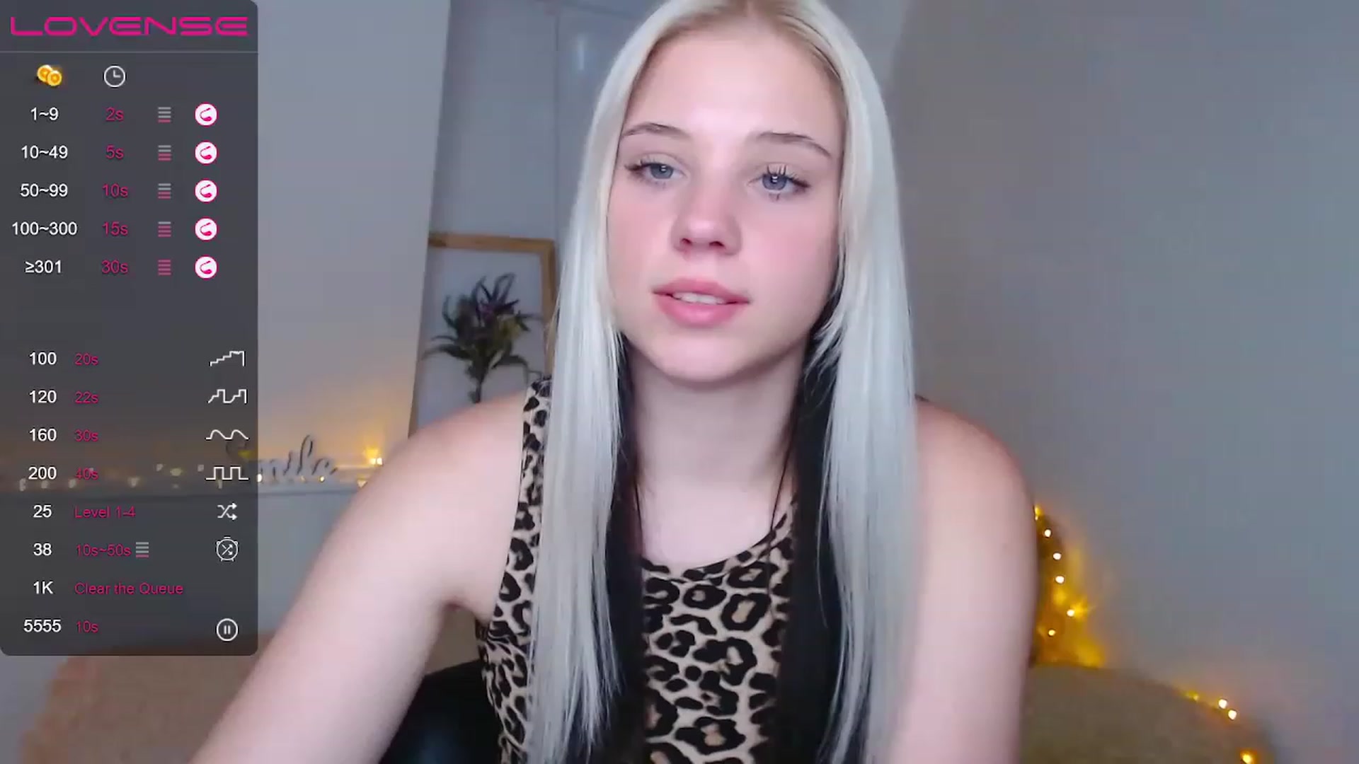 Gallery image thumbnail from Little_k1ttyy's myfreecams stream on, 06/06/2023, 16:08 image 3 of 20