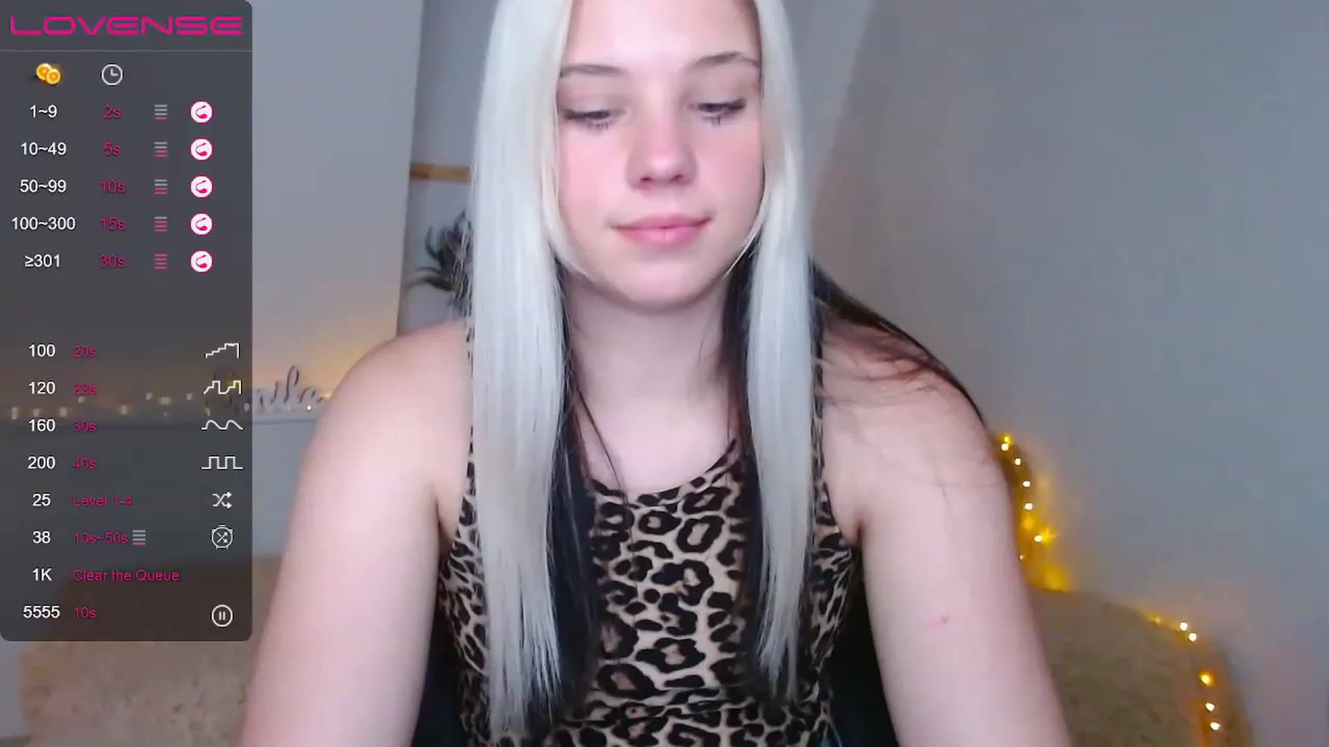 Gallery image thumbnail from Little_k1ttyy's myfreecams stream on, 06/06/2023, 16:08 image 16 of 20