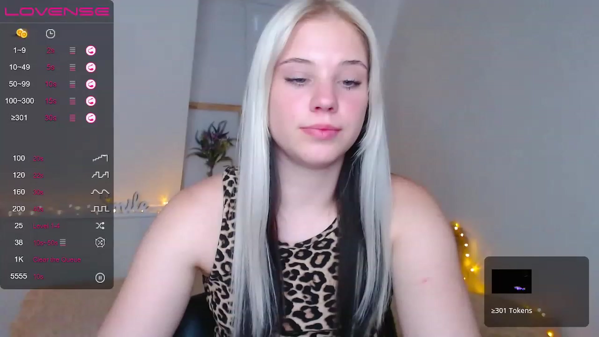 Gallery image thumbnail from Little_k1ttyy's myfreecams stream on, 06/06/2023, 16:08 image 1 of 20