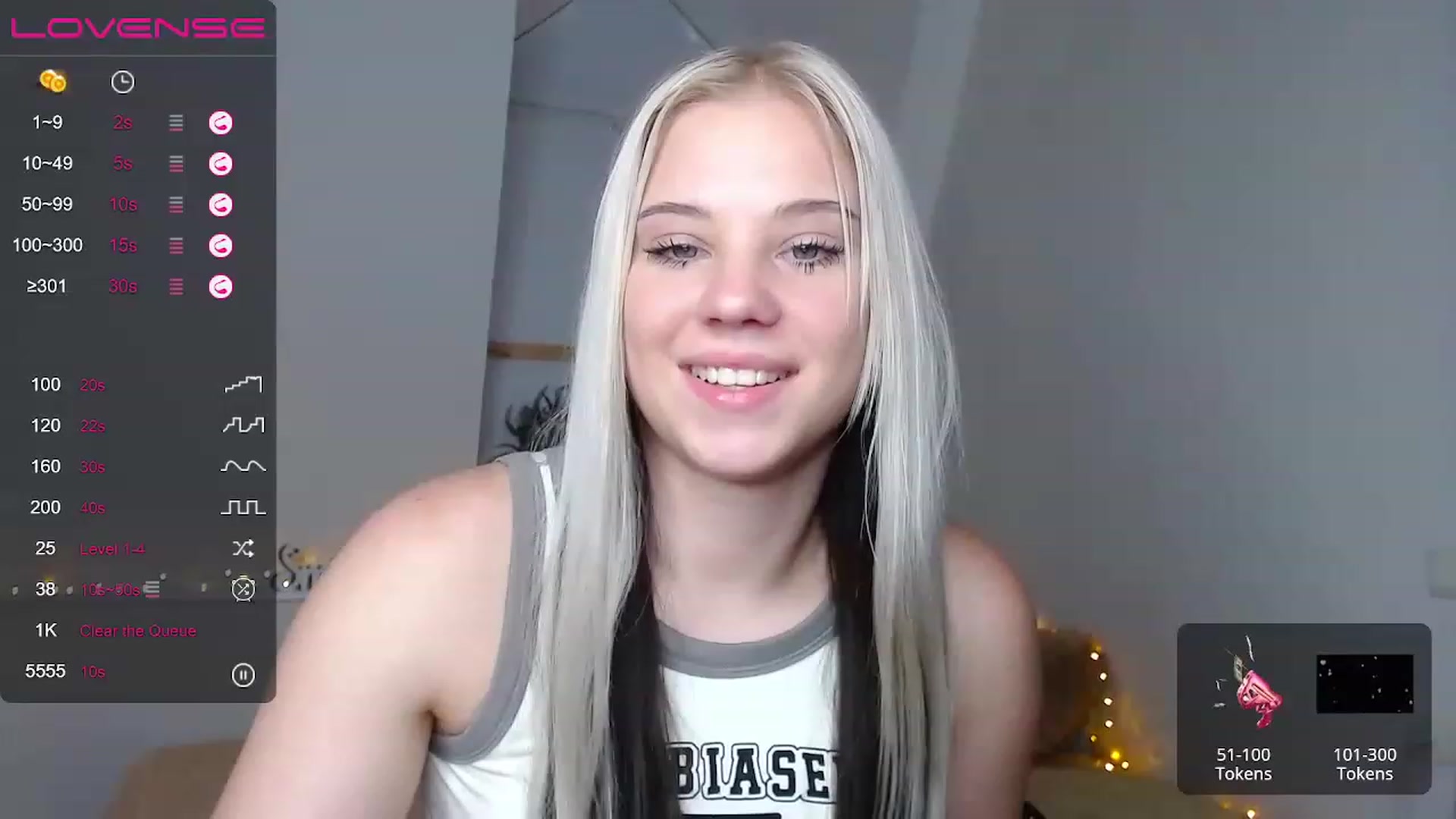 Gallery image thumbnail from Little_k1ttyy's myfreecams stream on, 06/07/2023, 13:45 image 6 of 20
