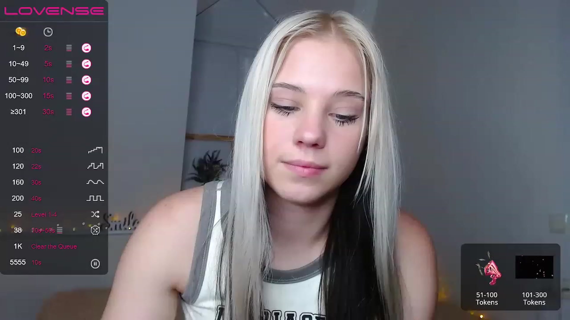Gallery image thumbnail from Little_k1ttyy's myfreecams stream on, 06/07/2023, 13:45 image 10 of 20