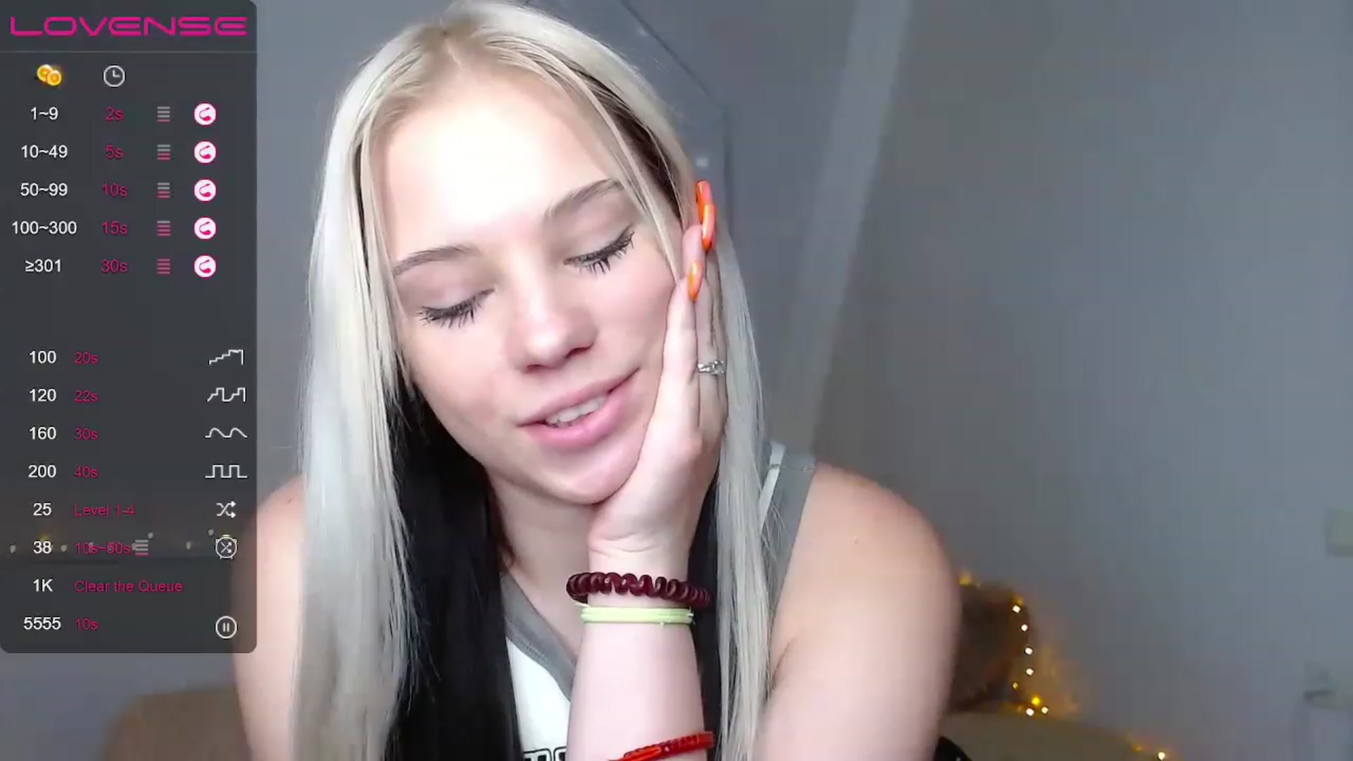 Gallery image thumbnail from Little_k1ttyy's myfreecams stream on, 06/07/2023, 13:45 image 4 of 20