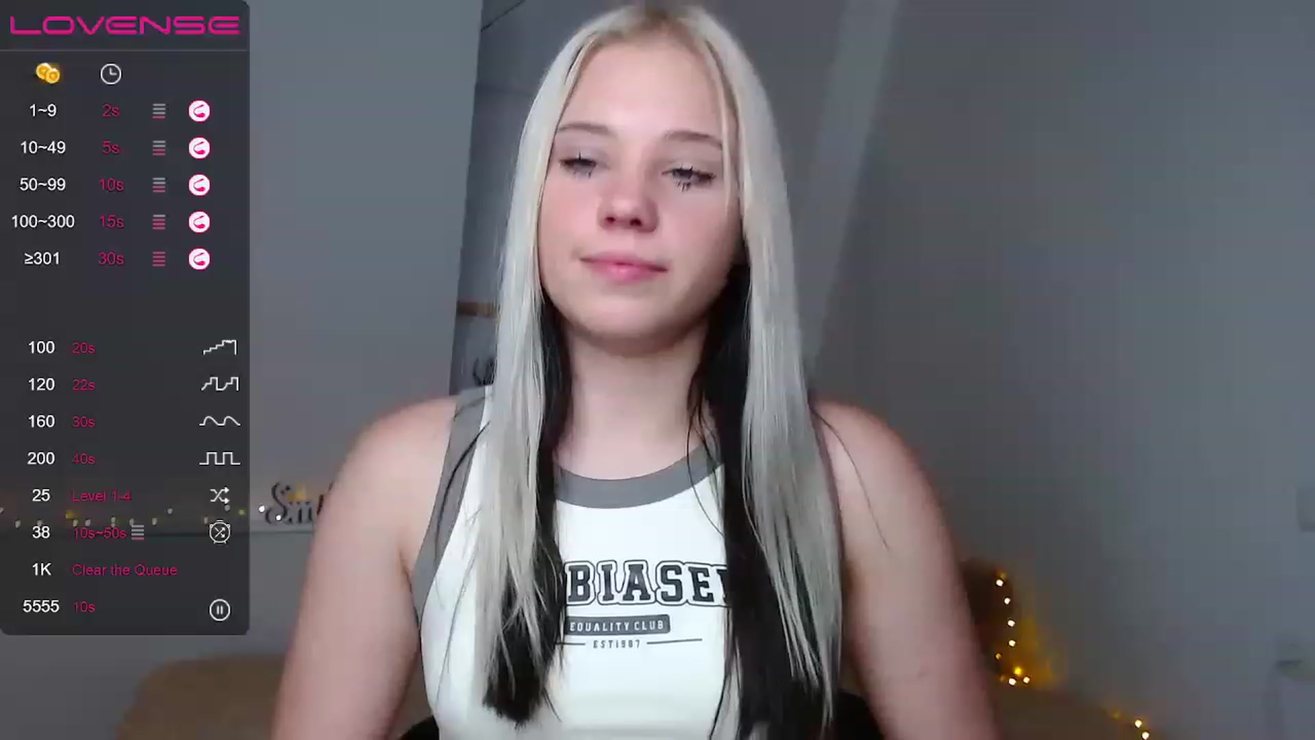 Gallery image thumbnail from Little_k1ttyy's myfreecams stream on, 06/07/2023, 13:45 image 19 of 20