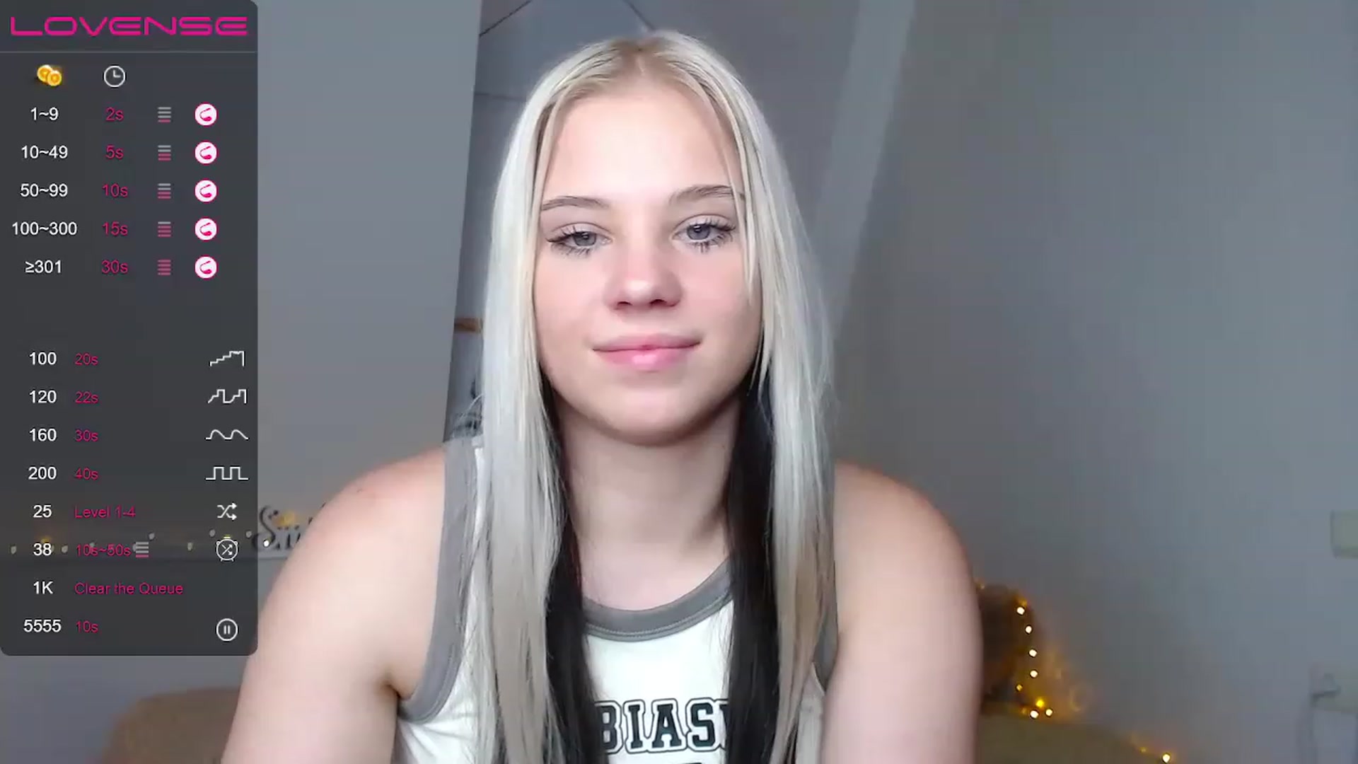 Gallery image thumbnail from Little_k1ttyy's myfreecams stream on, 06/07/2023, 13:45 image 7 of 20