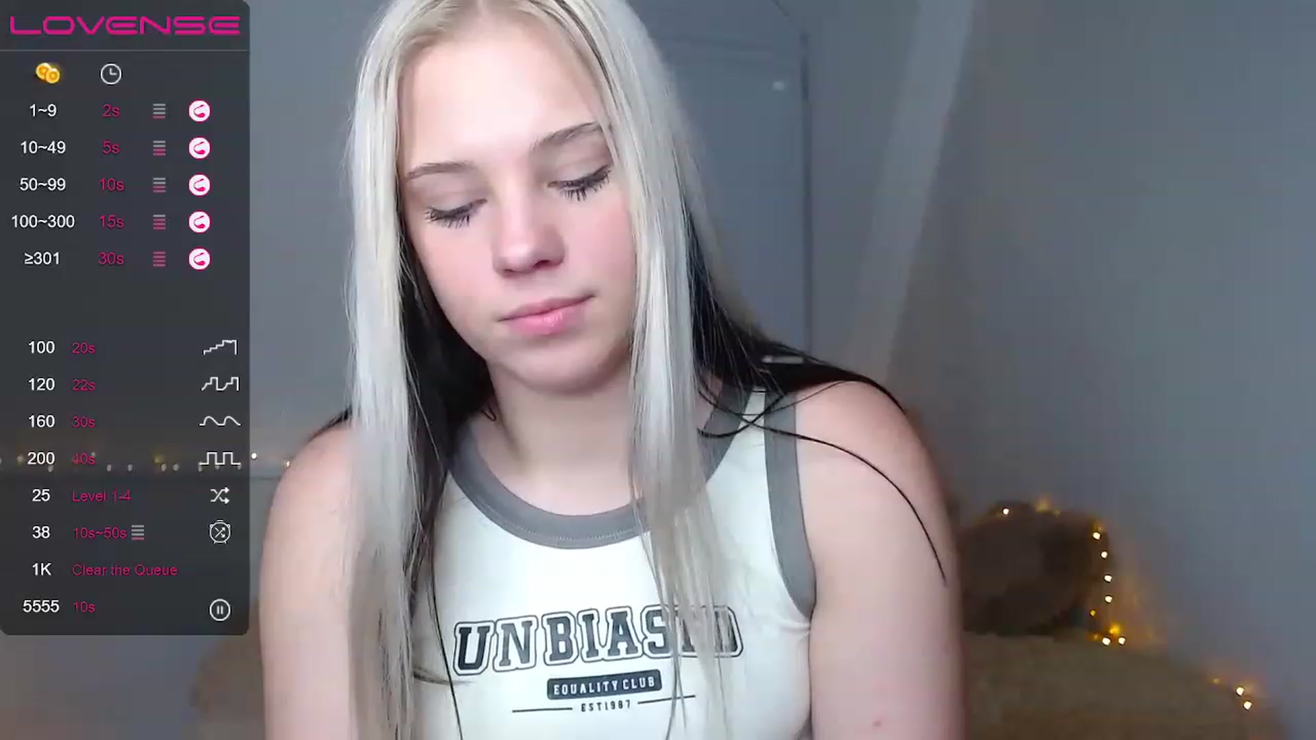 Gallery image thumbnail from Little_k1ttyy's myfreecams stream on, 06/07/2023, 15:04 image 15 of 20