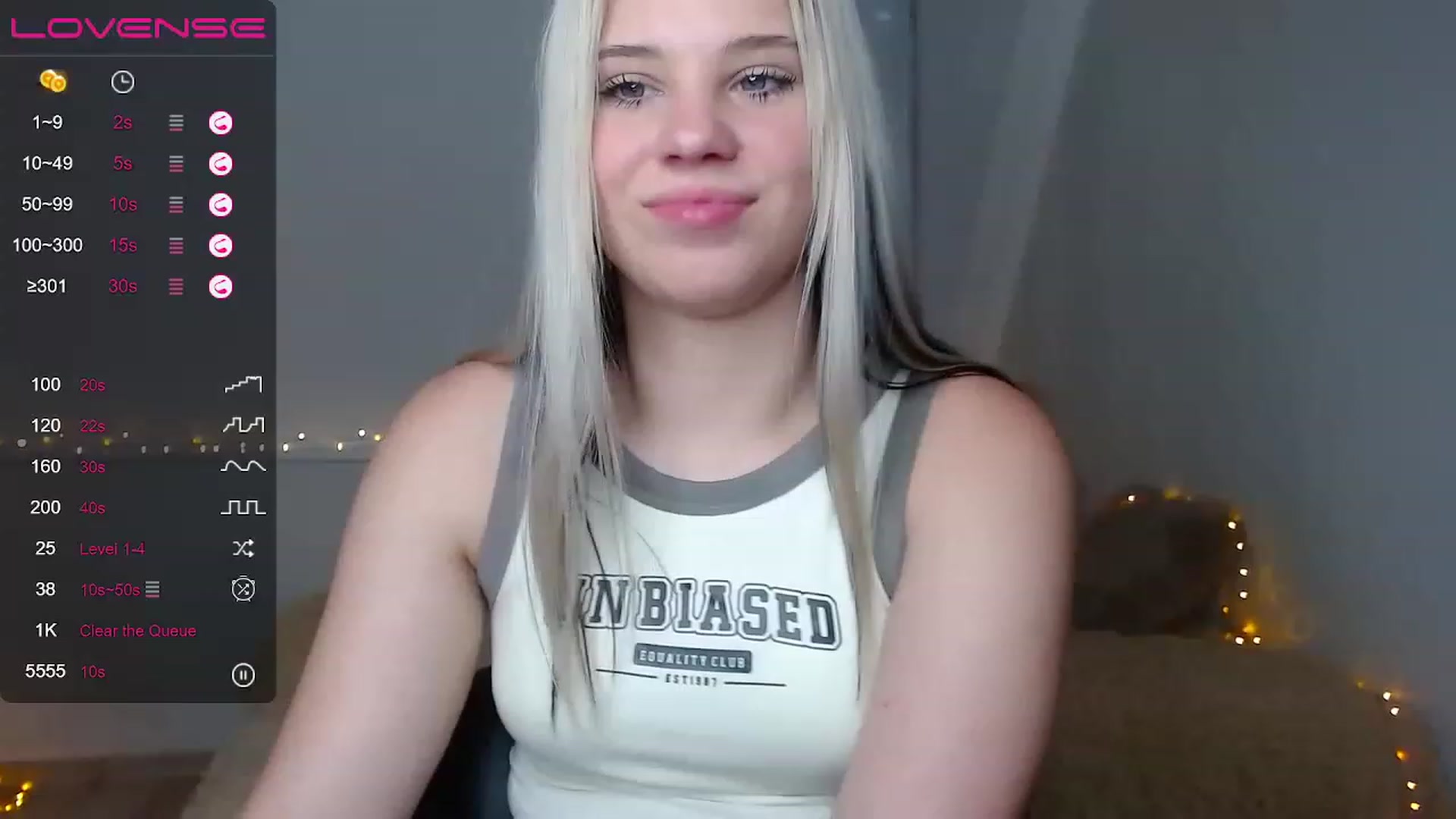 Gallery image thumbnail from Little_k1ttyy's myfreecams stream on, 06/07/2023, 15:04 image 9 of 20