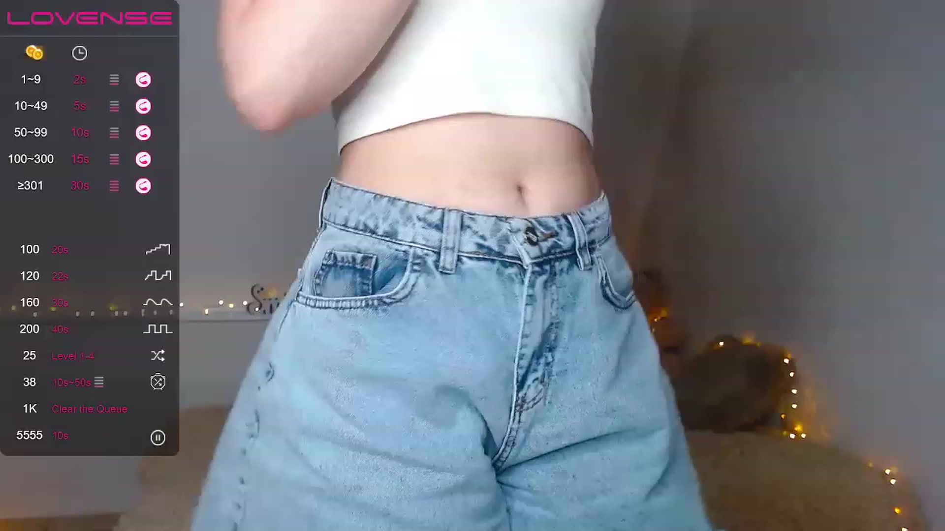 Gallery image thumbnail from Little_k1ttyy's myfreecams stream on, 06/07/2023, 15:04 image 17 of 20