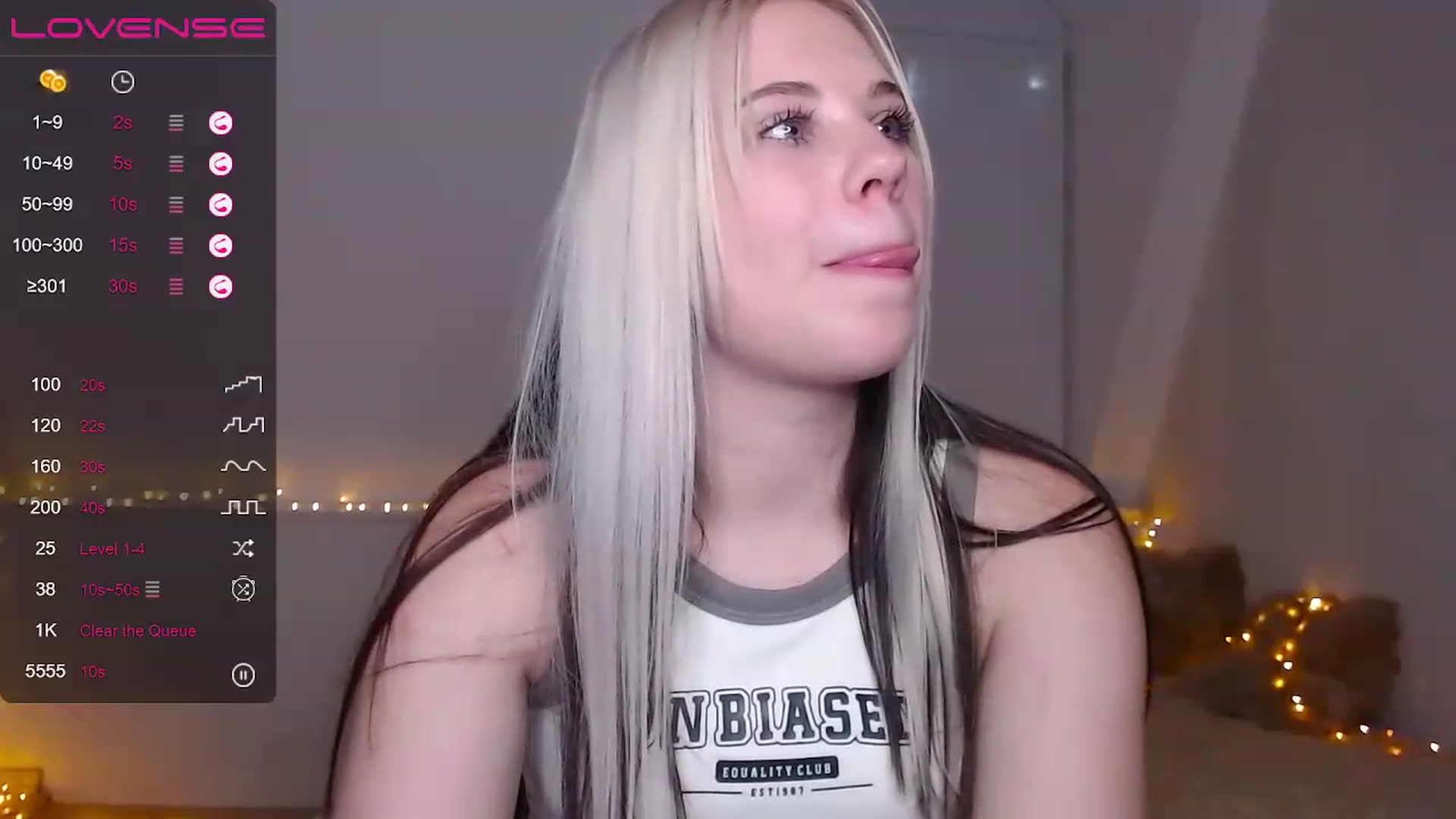 Gallery image thumbnail from Little_k1ttyy's myfreecams stream on, 06/13/2023, 12:41 image 14 of 20