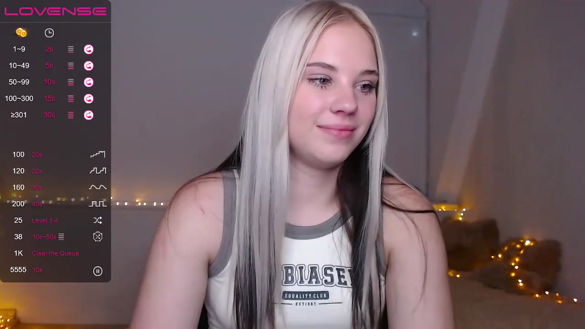 Gallery image thumbnail from Little_k1ttyy's myfreecams stream on, 06/13/2023, 12:41 image 15 of 20