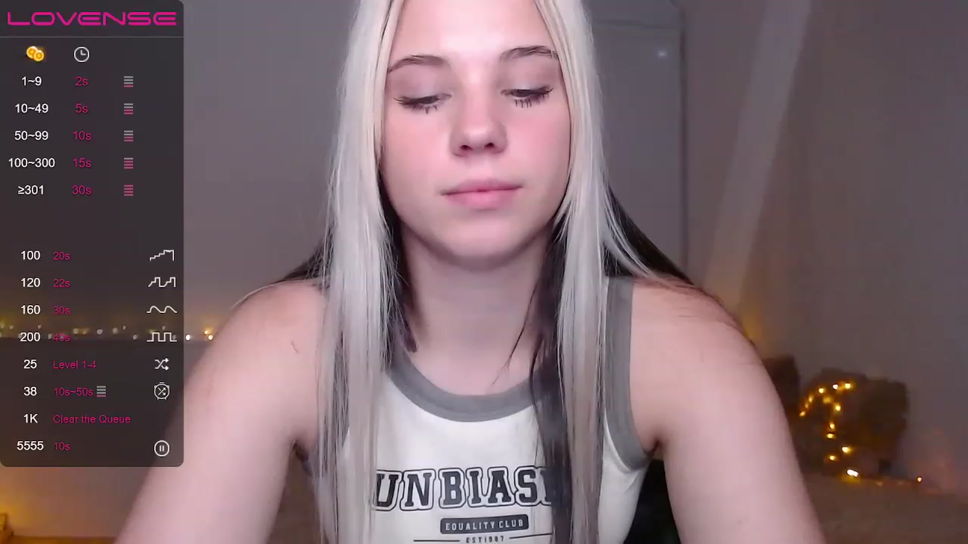 Gallery image thumbnail from Little_k1ttyy's myfreecams stream on, 06/13/2023, 15:42 image 14 of 20