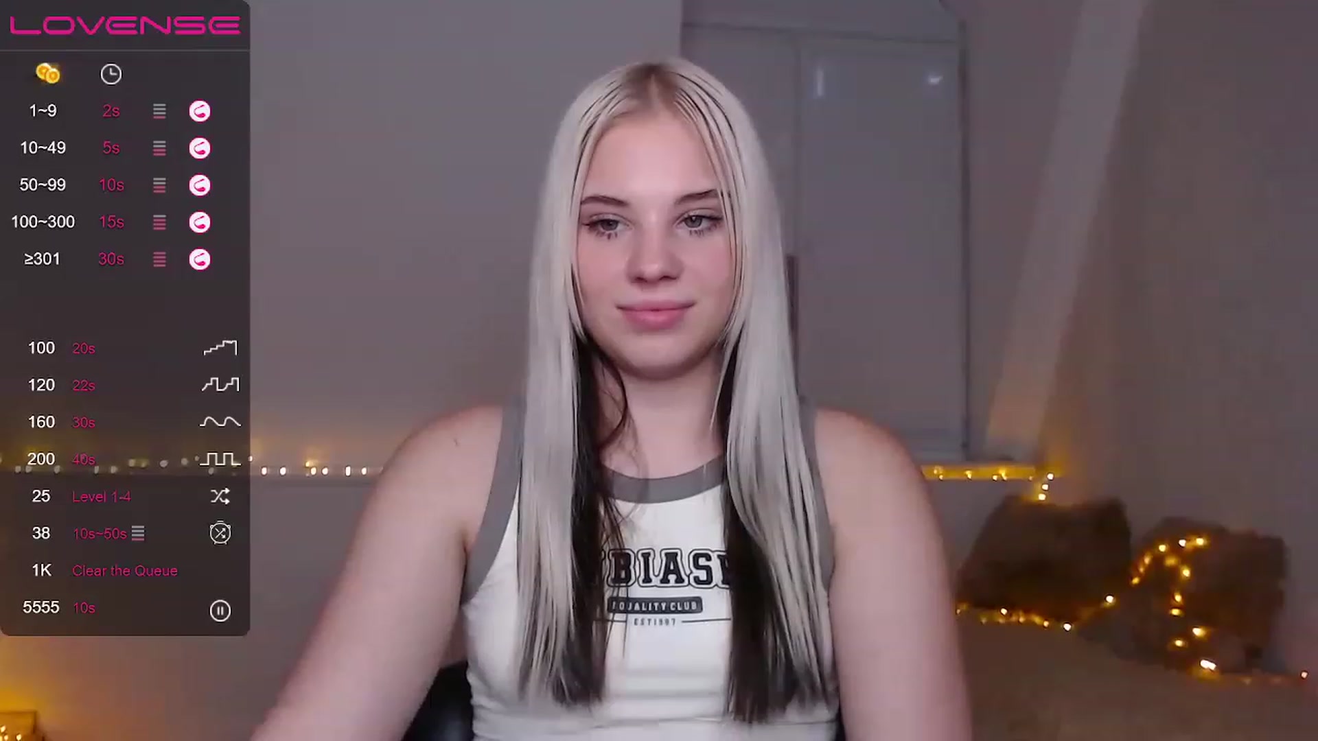 Gallery image thumbnail from Little_k1ttyy's myfreecams stream on, 06/13/2023, 15:42 image 2 of 20