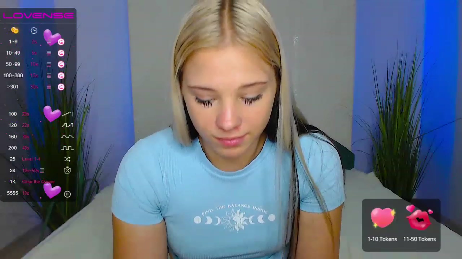 Gallery image thumbnail from Little_k1ttyy's myfreecams stream on, 06/24/2023, 11:59 image 18 of 20