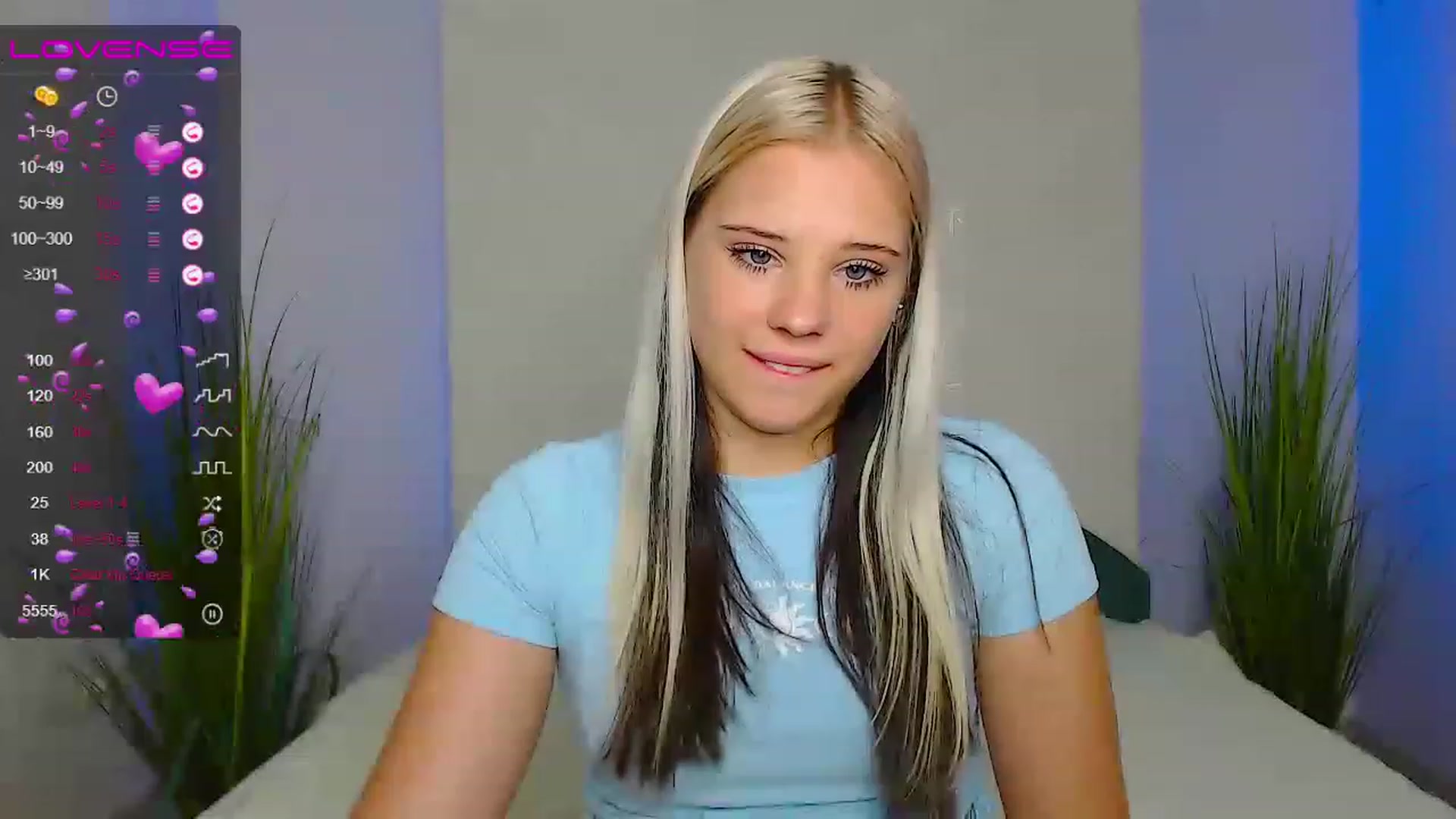 Gallery image thumbnail from Little_k1ttyy's myfreecams stream on, 06/24/2023, 11:59 image 3 of 20