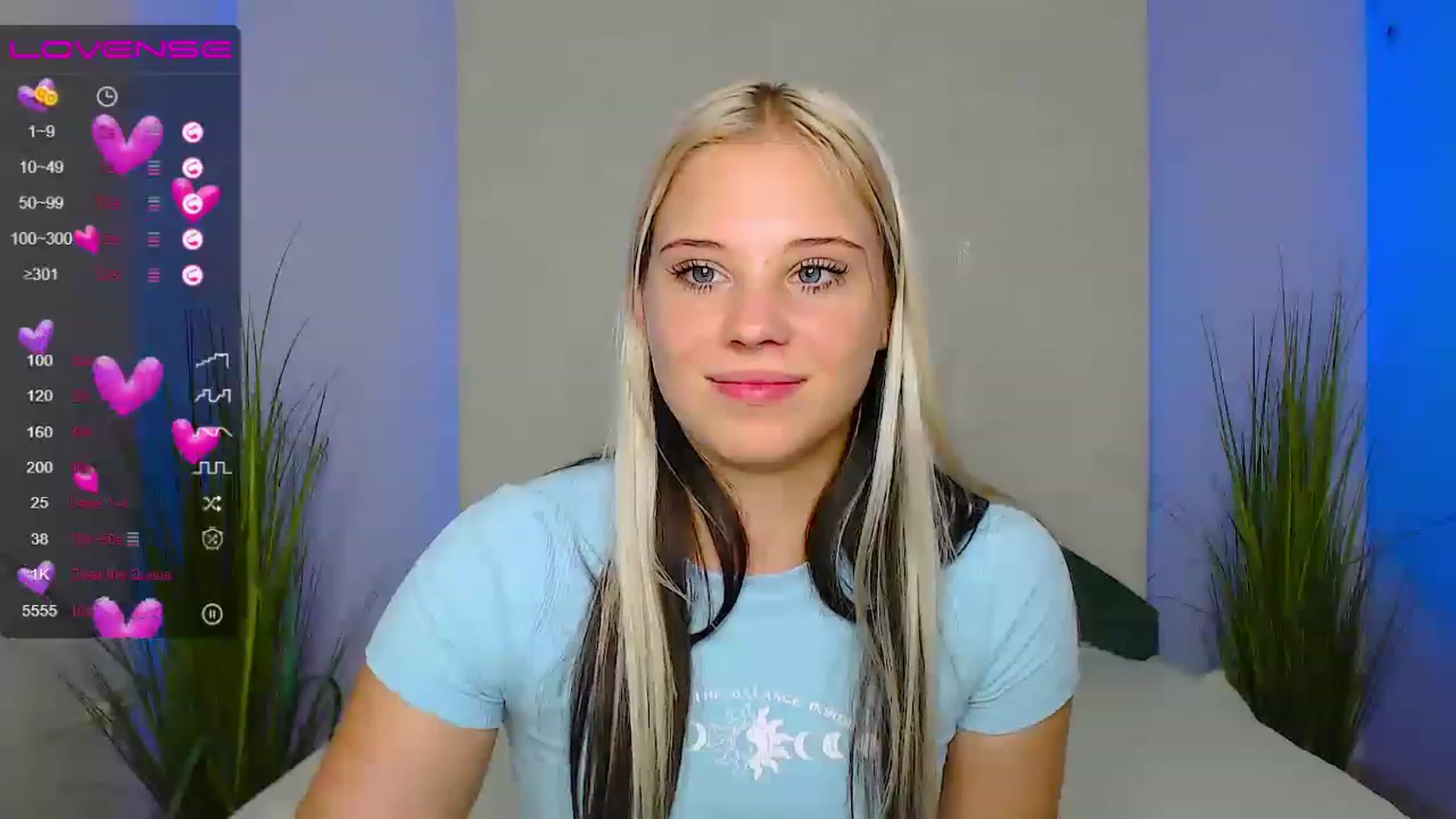 Gallery image thumbnail from Little_k1ttyy's myfreecams stream on, 06/24/2023, 15:11 image 18 of 20