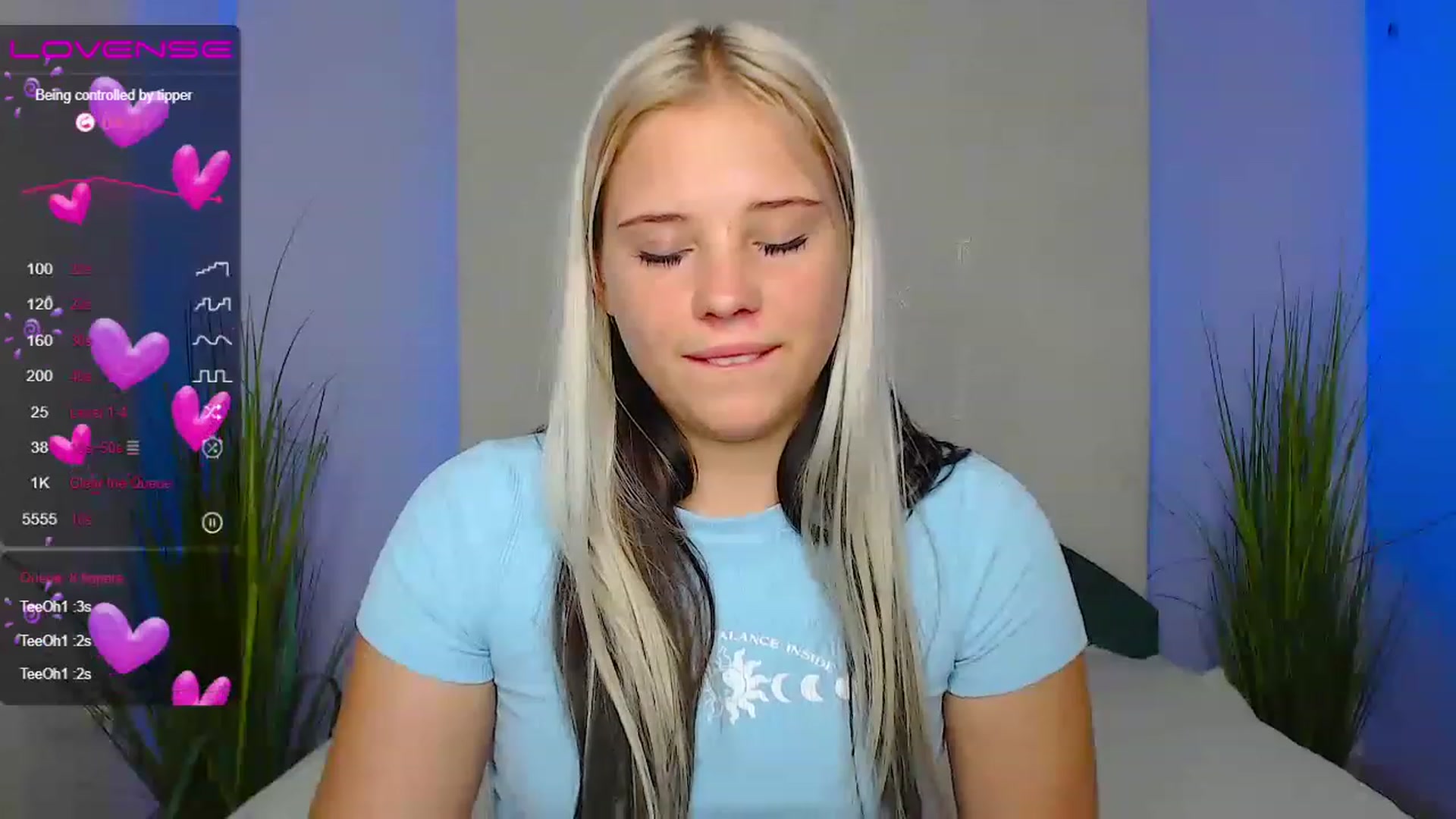 Gallery image thumbnail from Little_k1ttyy's myfreecams stream on, 06/24/2023, 15:11 image 12 of 20