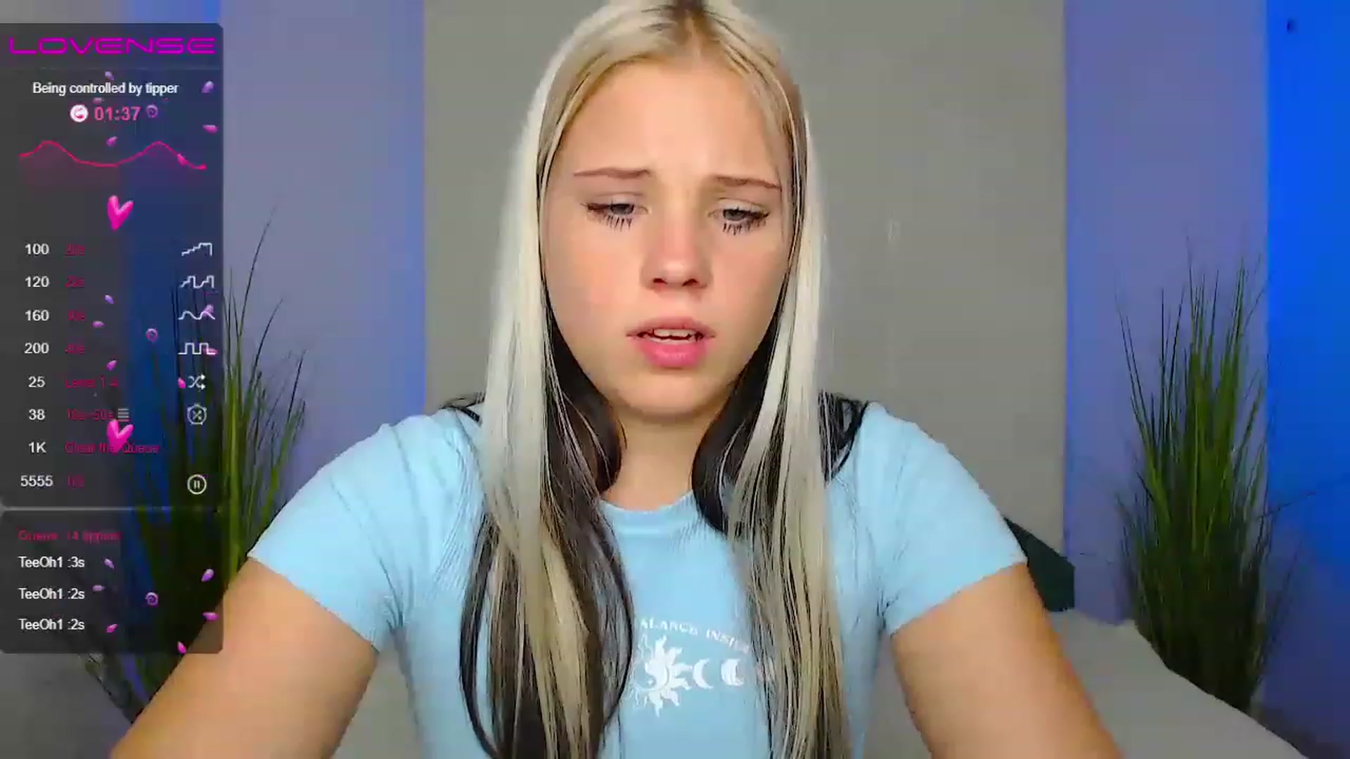 Gallery image thumbnail from Little_k1ttyy's myfreecams stream on, 06/24/2023, 15:11 image 14 of 20