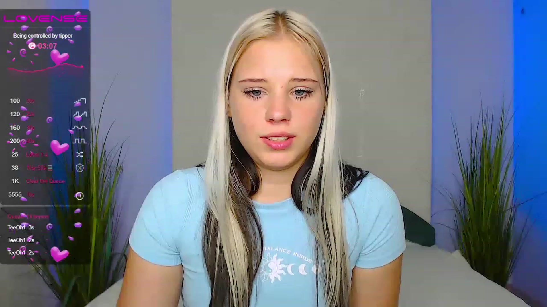 Gallery image thumbnail from Little_k1ttyy's myfreecams stream on, 06/24/2023, 15:11 image 13 of 20