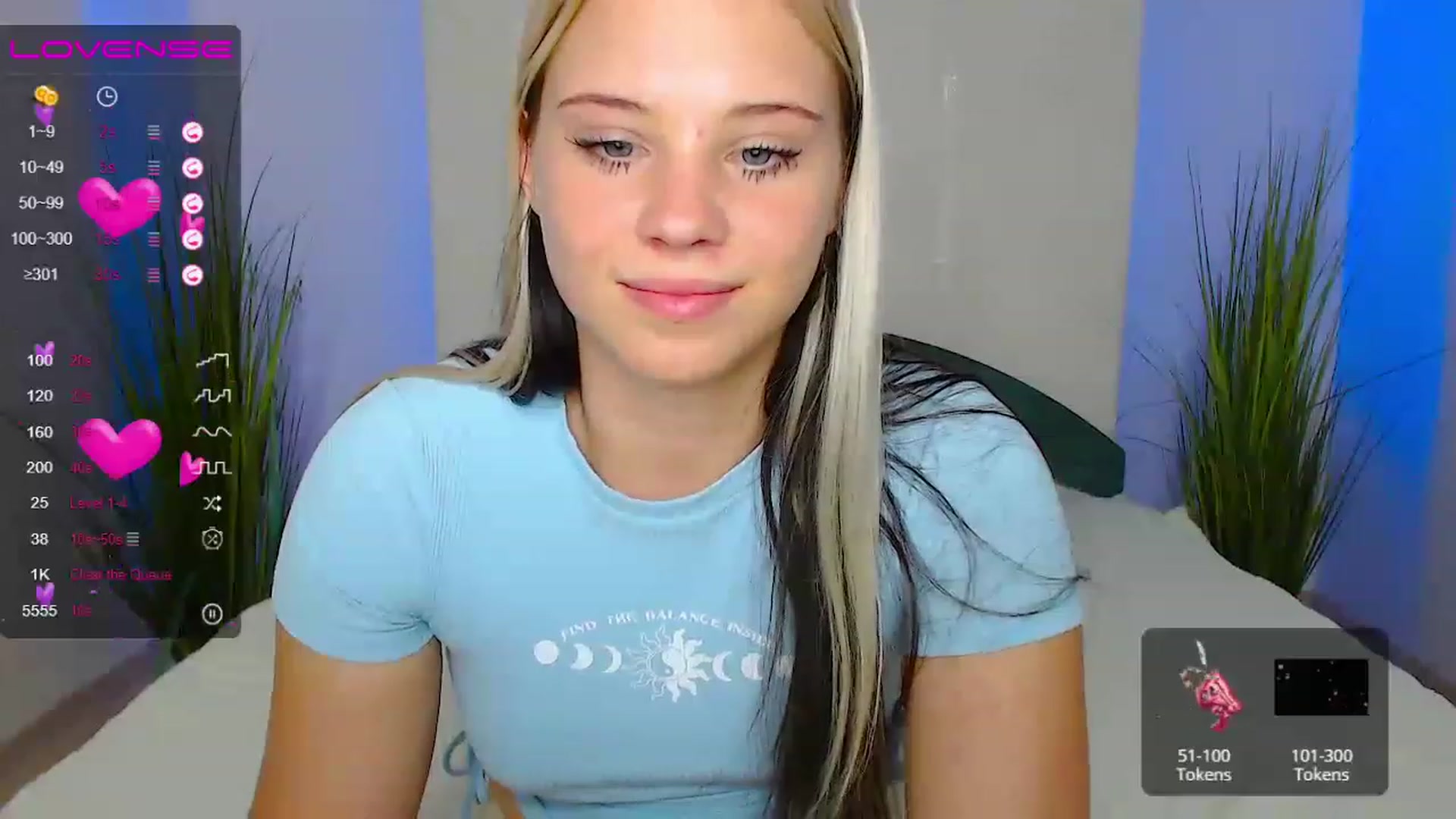Gallery image thumbnail from Little_k1ttyy's myfreecams stream on, 06/24/2023, 16:06 image 14 of 20
