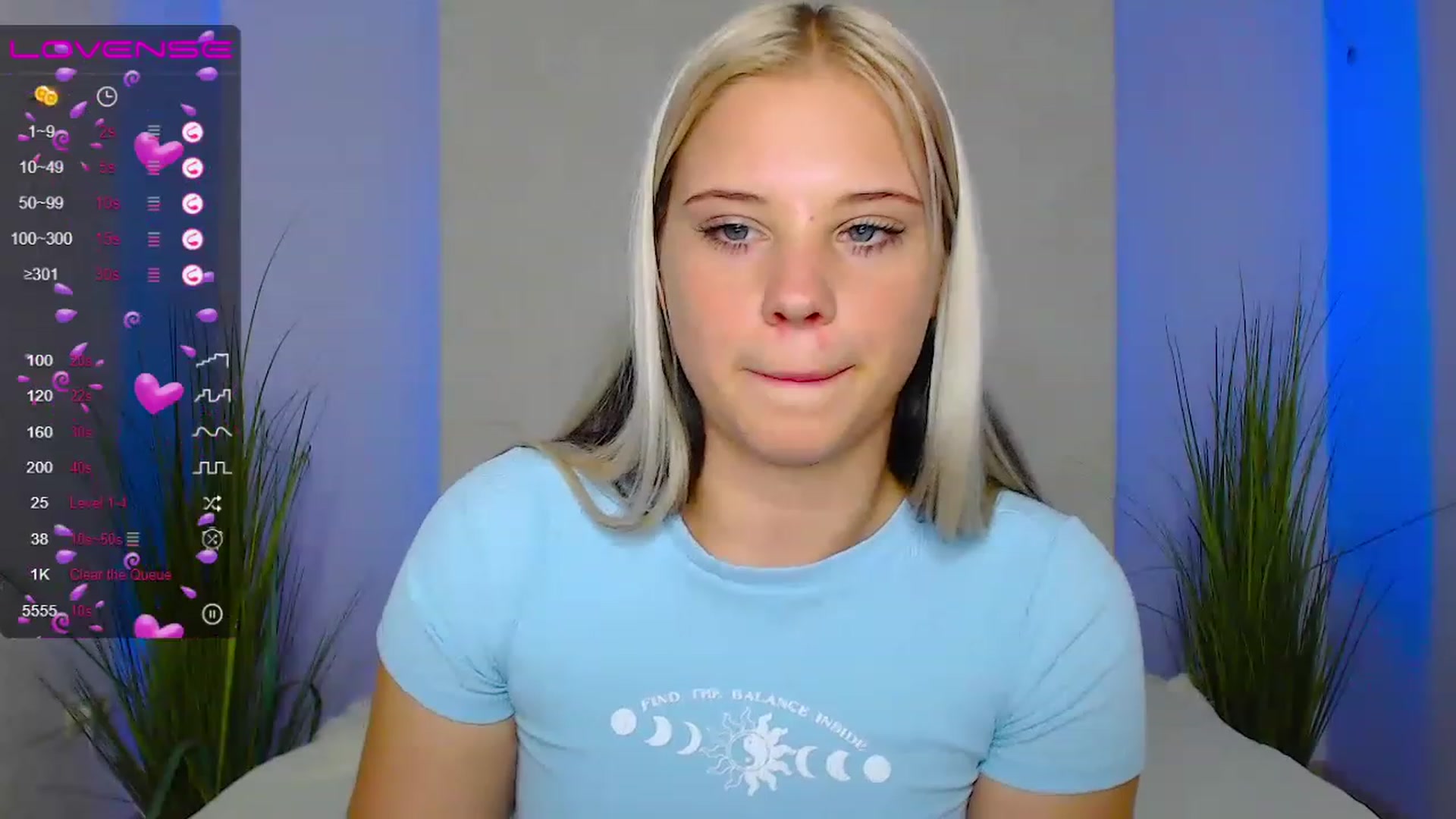 Gallery image thumbnail from Little_k1ttyy's myfreecams stream on, 06/24/2023, 16:06 image 8 of 20