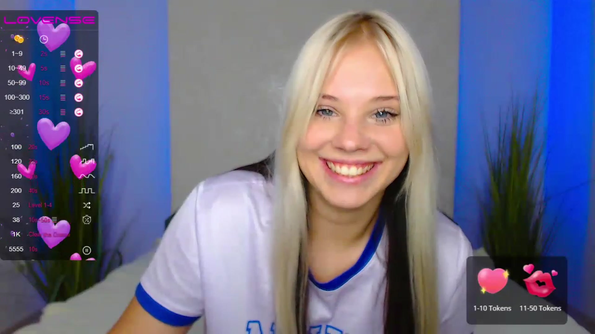 Gallery image thumbnail from Little_k1ttyy's myfreecams stream on, 06/25/2023, 10:06 image 2 of 20