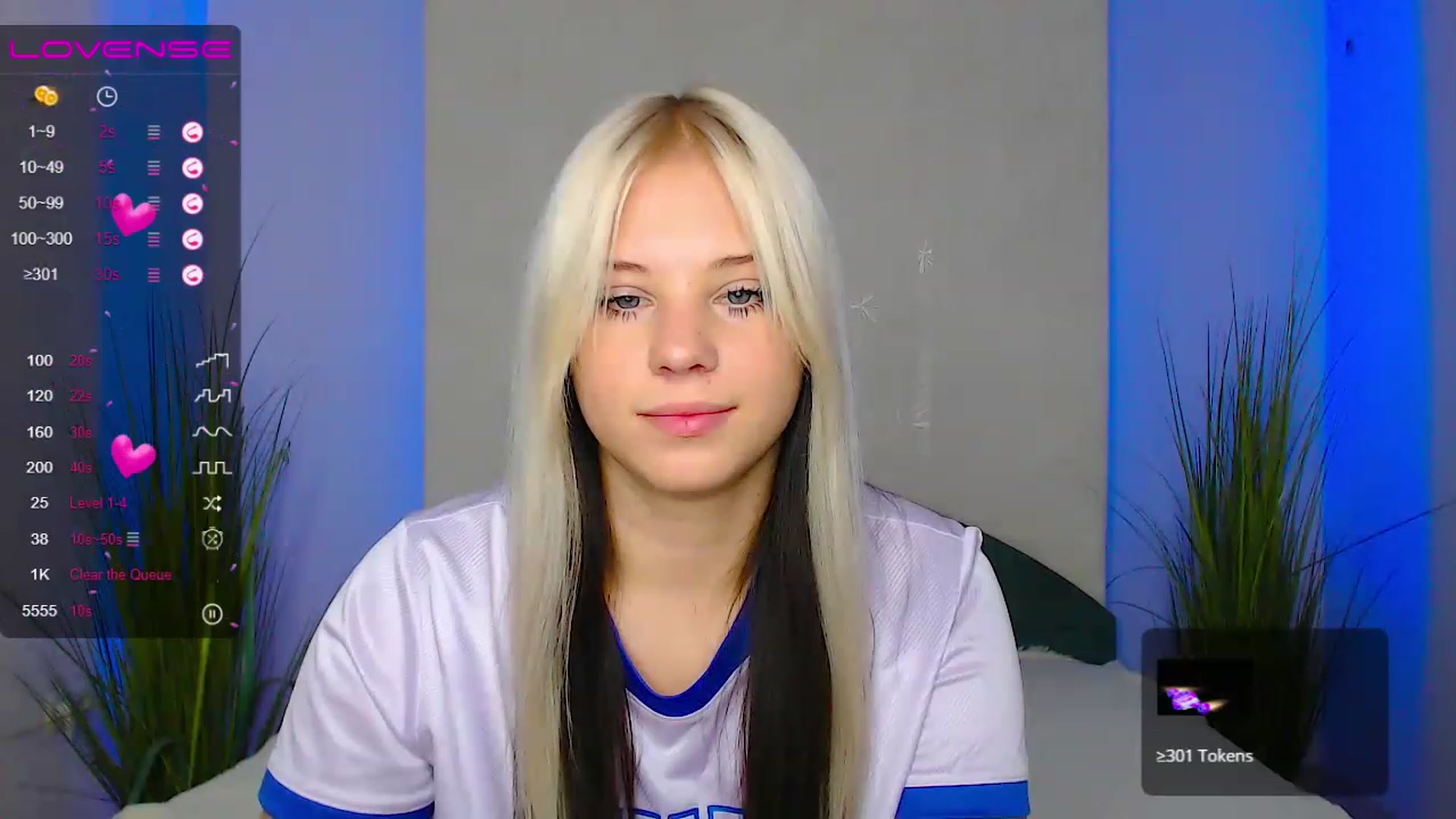 Gallery image thumbnail from Little_k1ttyy's myfreecams stream on, 06/25/2023, 10:06 image 9 of 20