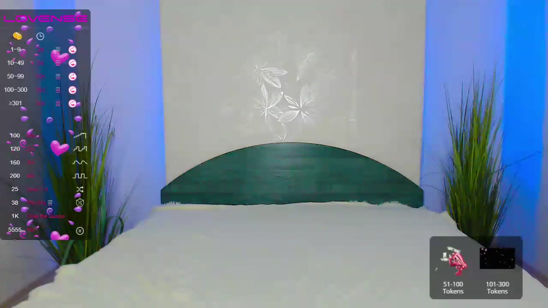 Gallery image thumbnail from Little_k1ttyy's myfreecams stream on, 06/25/2023, 10:53 image 18 of 20