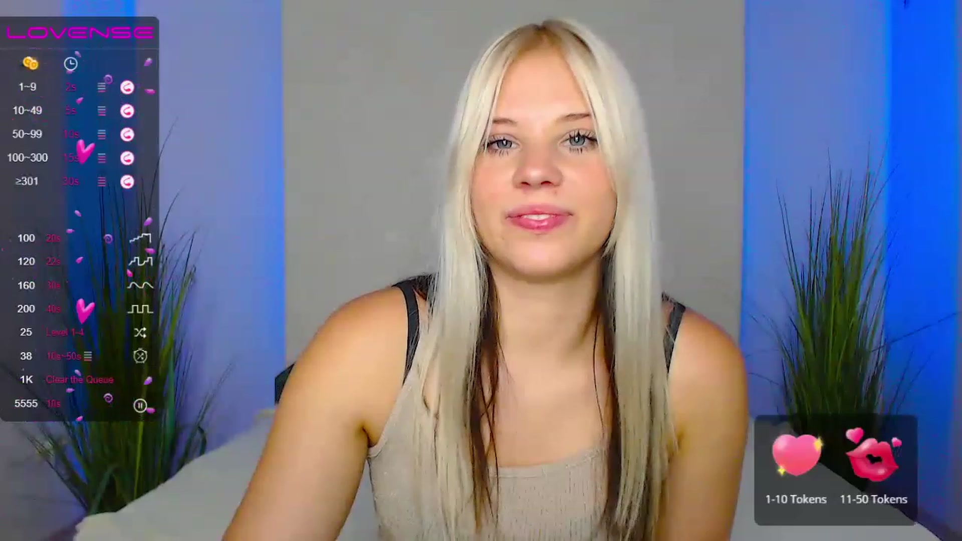 Gallery image thumbnail from Little_k1ttyy's myfreecams stream on, 06/25/2023, 11:53 image 14 of 20