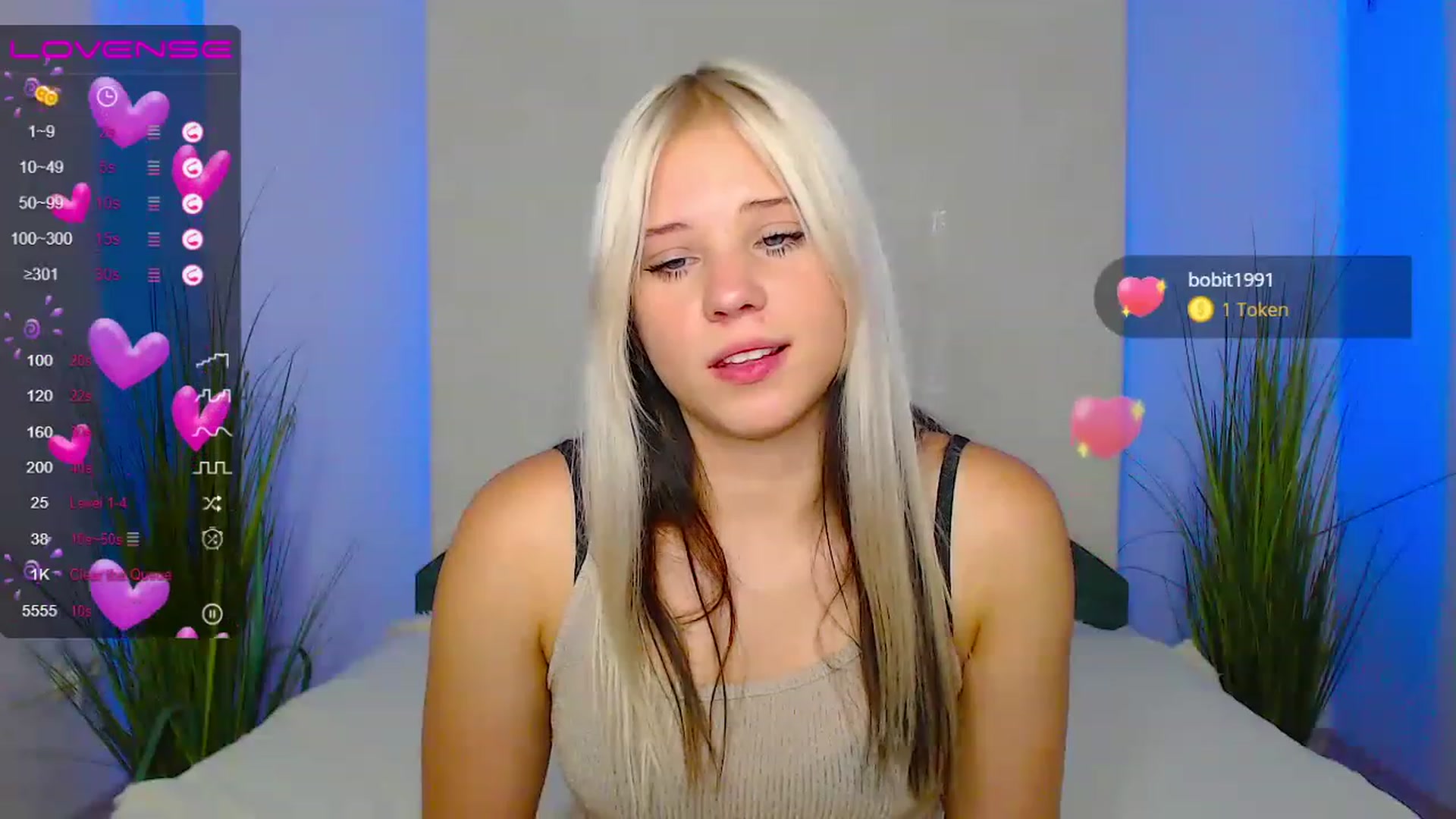 Gallery image thumbnail from Little_k1ttyy's myfreecams stream on, 06/25/2023, 11:53 image 15 of 20