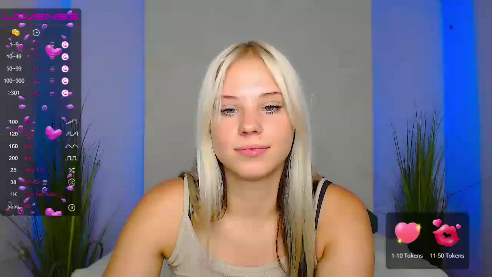 Gallery image thumbnail from Little_k1ttyy's myfreecams stream on, 06/25/2023, 15:36 image 1 of 20