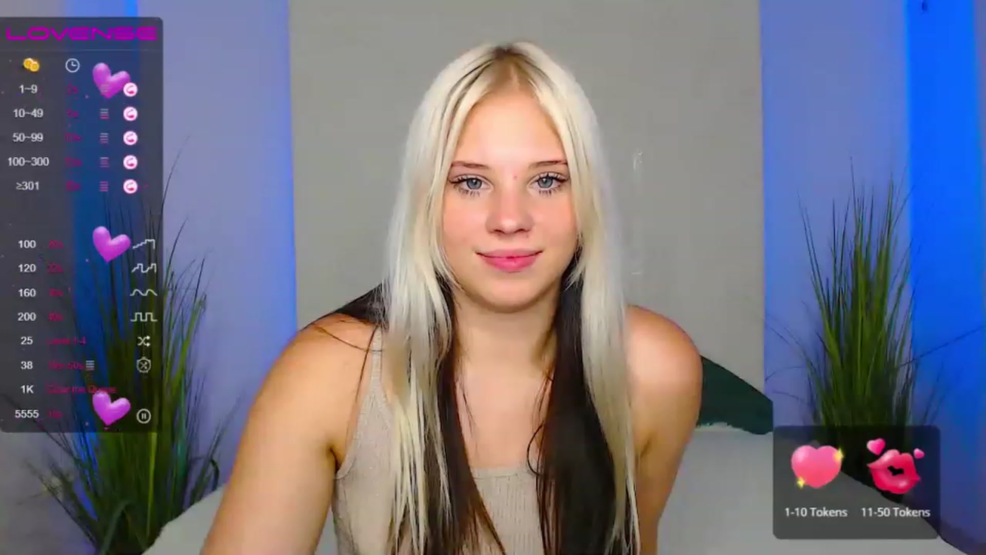 Gallery image thumbnail from Little_k1ttyy's myfreecams stream on, 06/25/2023, 16:10 image 1 of 20
