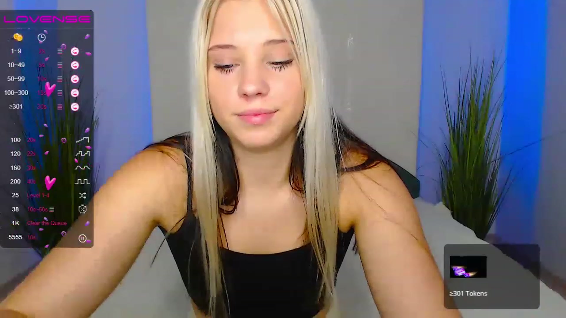 Gallery image thumbnail from Little_k1ttyy's myfreecams stream on, 06/26/2023, 10:12 image 11 of 20
