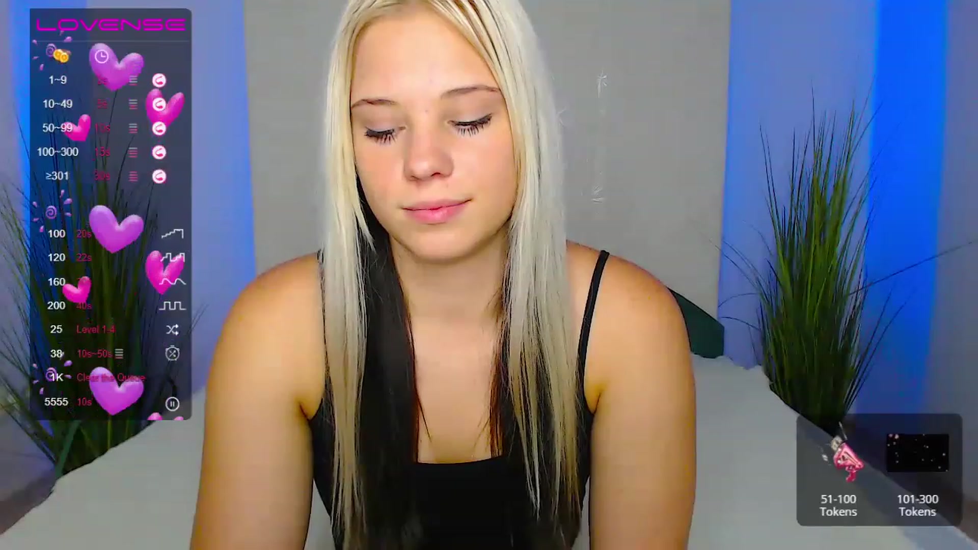 Gallery image thumbnail from Little_k1ttyy's myfreecams stream on, 06/26/2023, 12:52 image 2 of 20