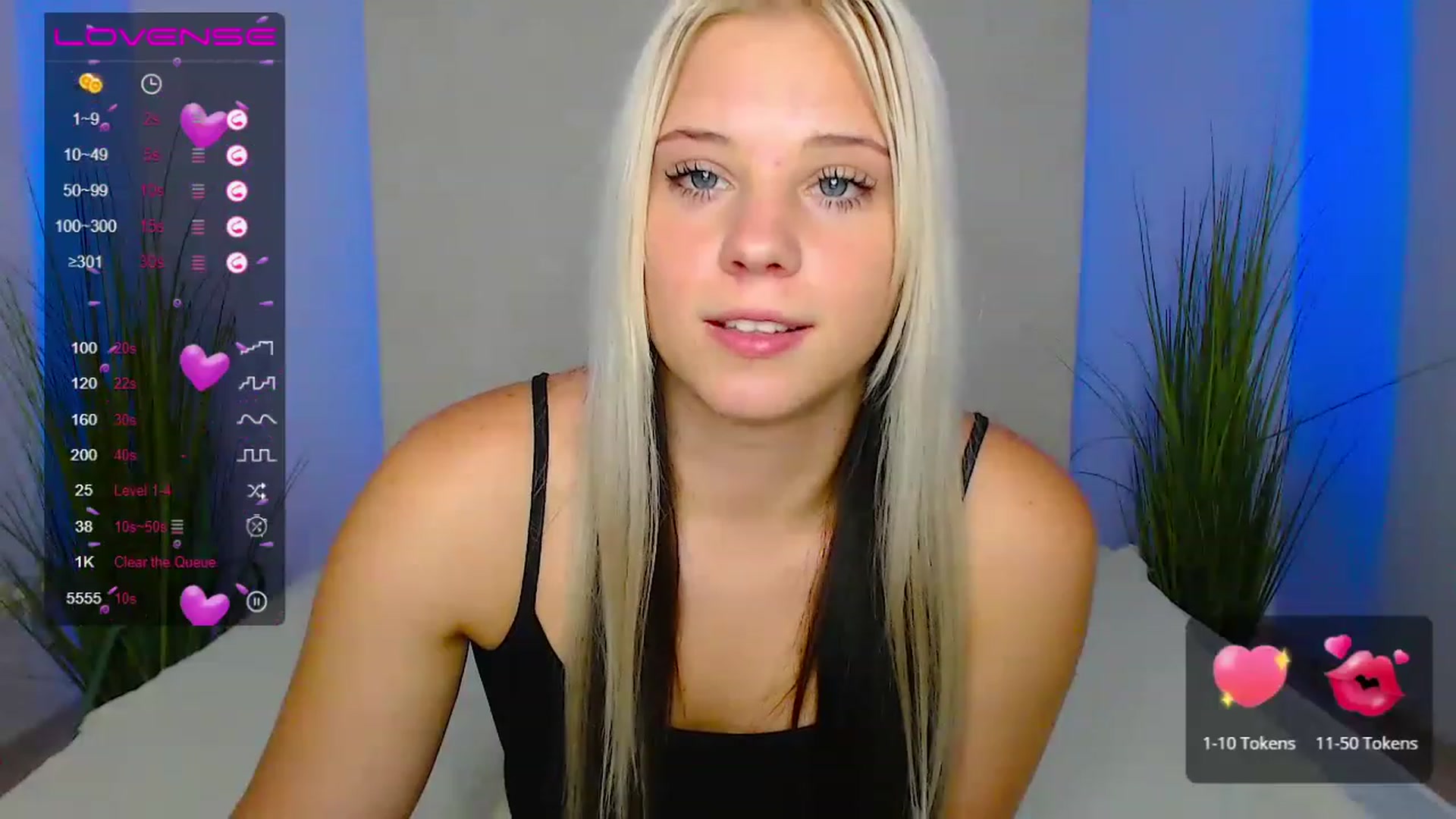 Gallery image thumbnail from Little_k1ttyy's myfreecams stream on, 06/26/2023, 12:52 image 3 of 20