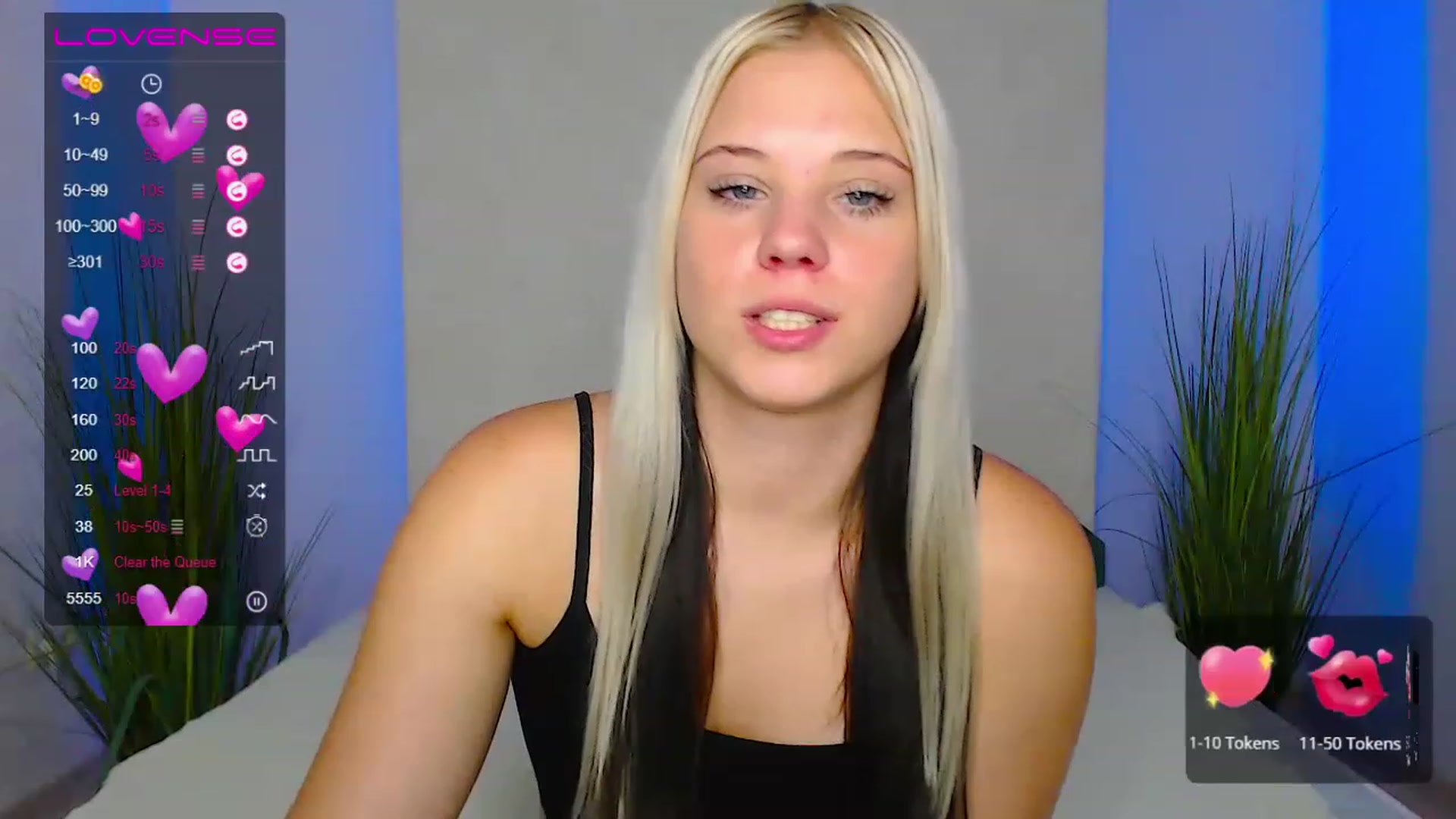 Gallery image thumbnail from Little_k1ttyy's myfreecams stream on, 06/26/2023, 12:52 image 19 of 20