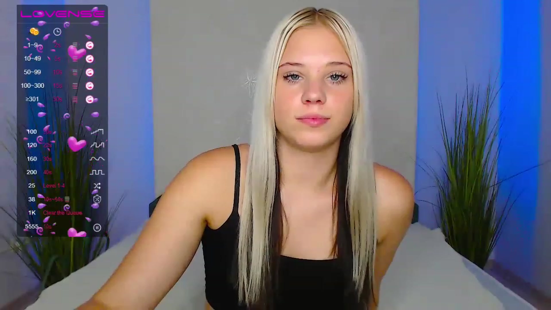 Gallery image thumbnail from Little_k1ttyy's myfreecams stream on, 06/26/2023, 12:52 image 15 of 20