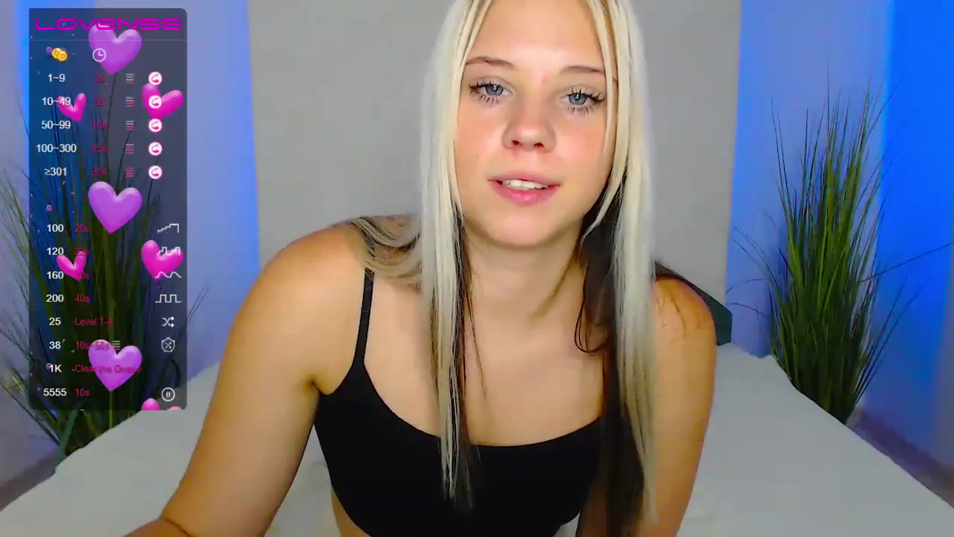 Gallery image thumbnail from Little_k1ttyy's myfreecams stream on, 06/26/2023, 15:01 image 13 of 20