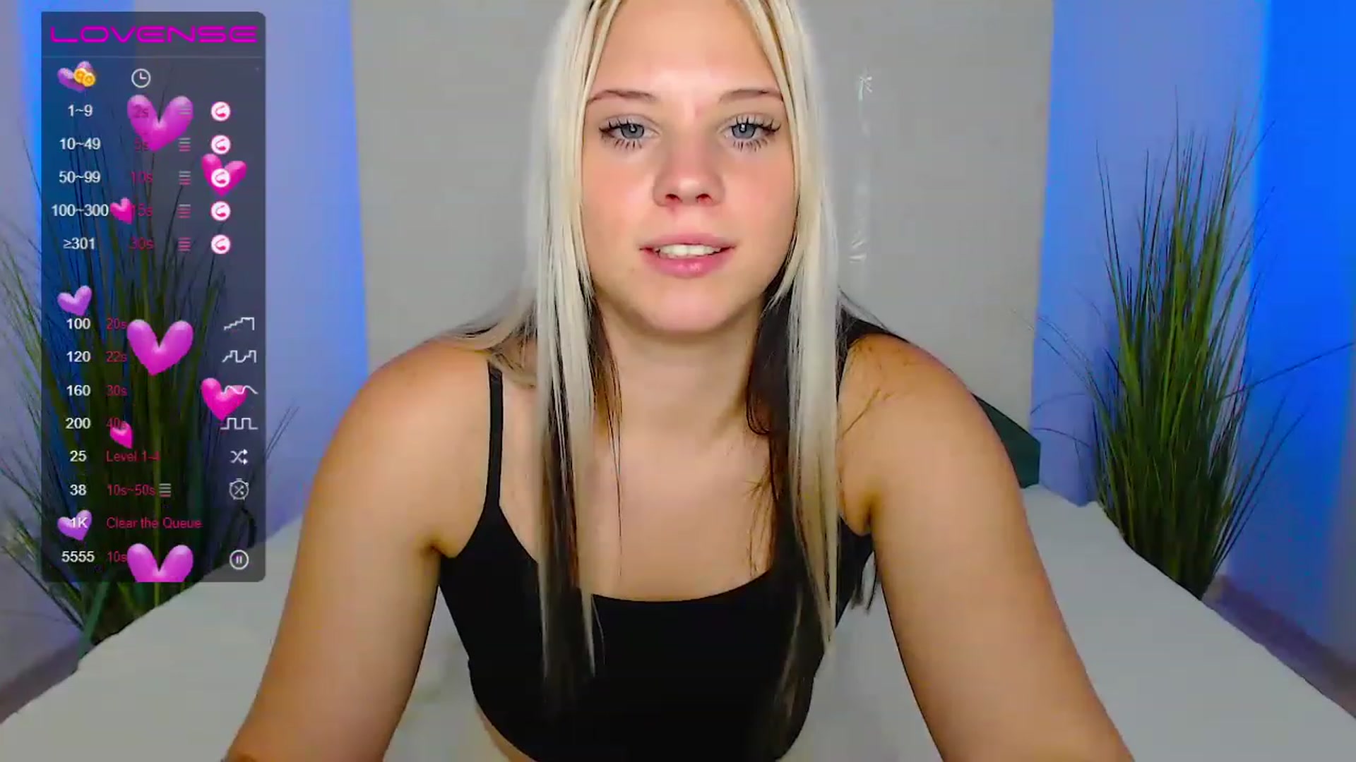Gallery image thumbnail from Little_k1ttyy's myfreecams stream on, 06/26/2023, 15:01 image 11 of 20